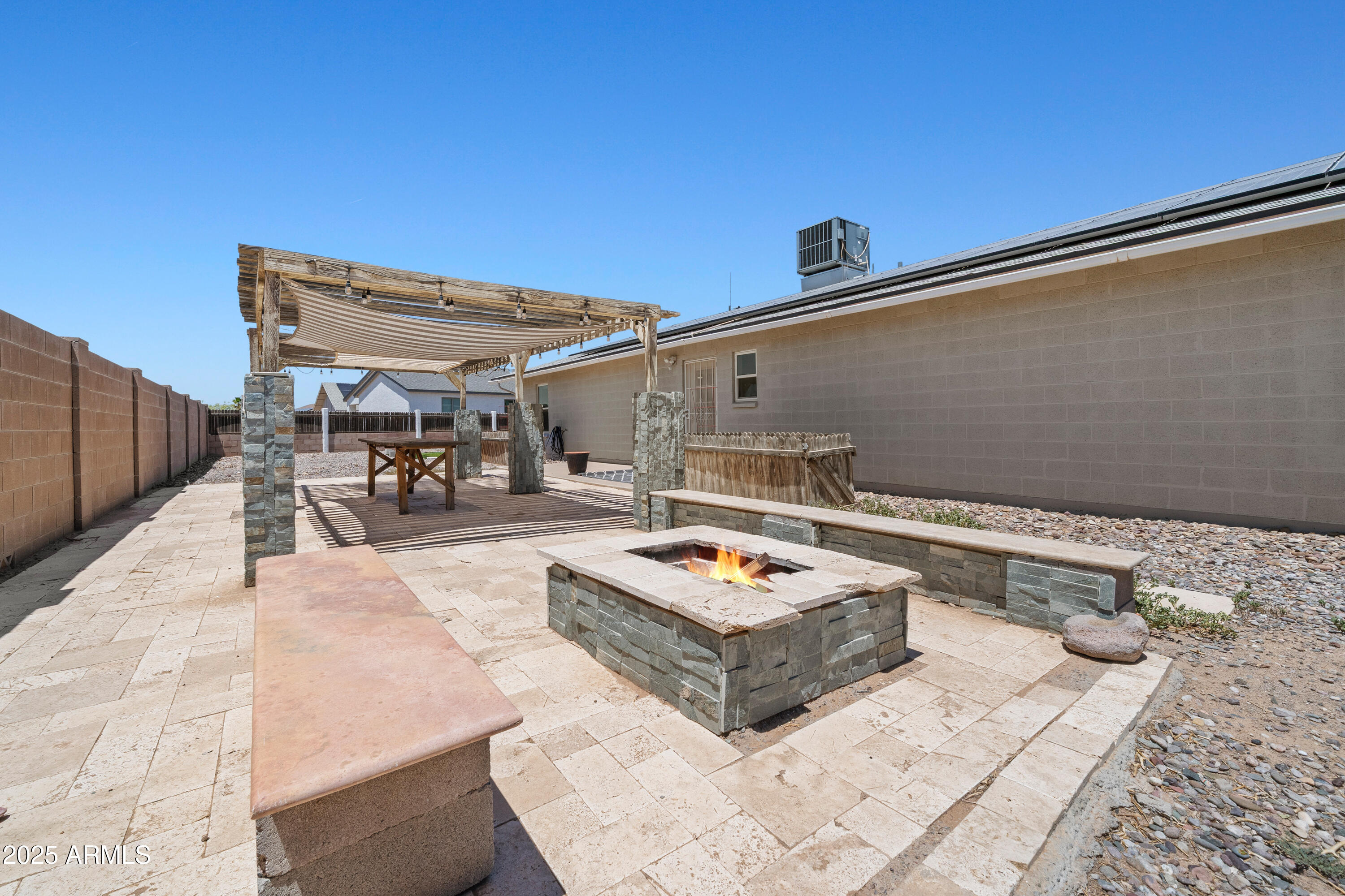ARIZONA CITY UNIT ONE - Residential