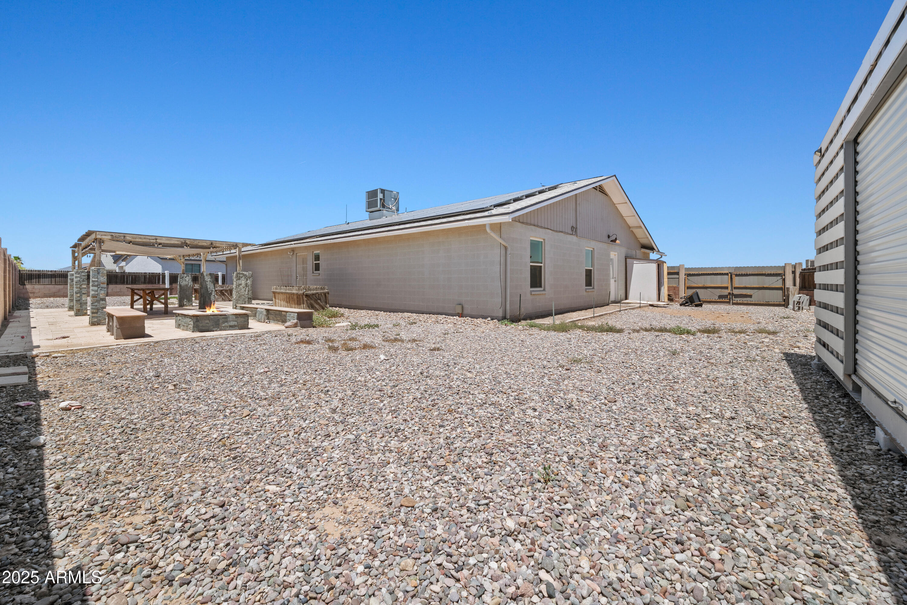 ARIZONA CITY UNIT ONE - Residential