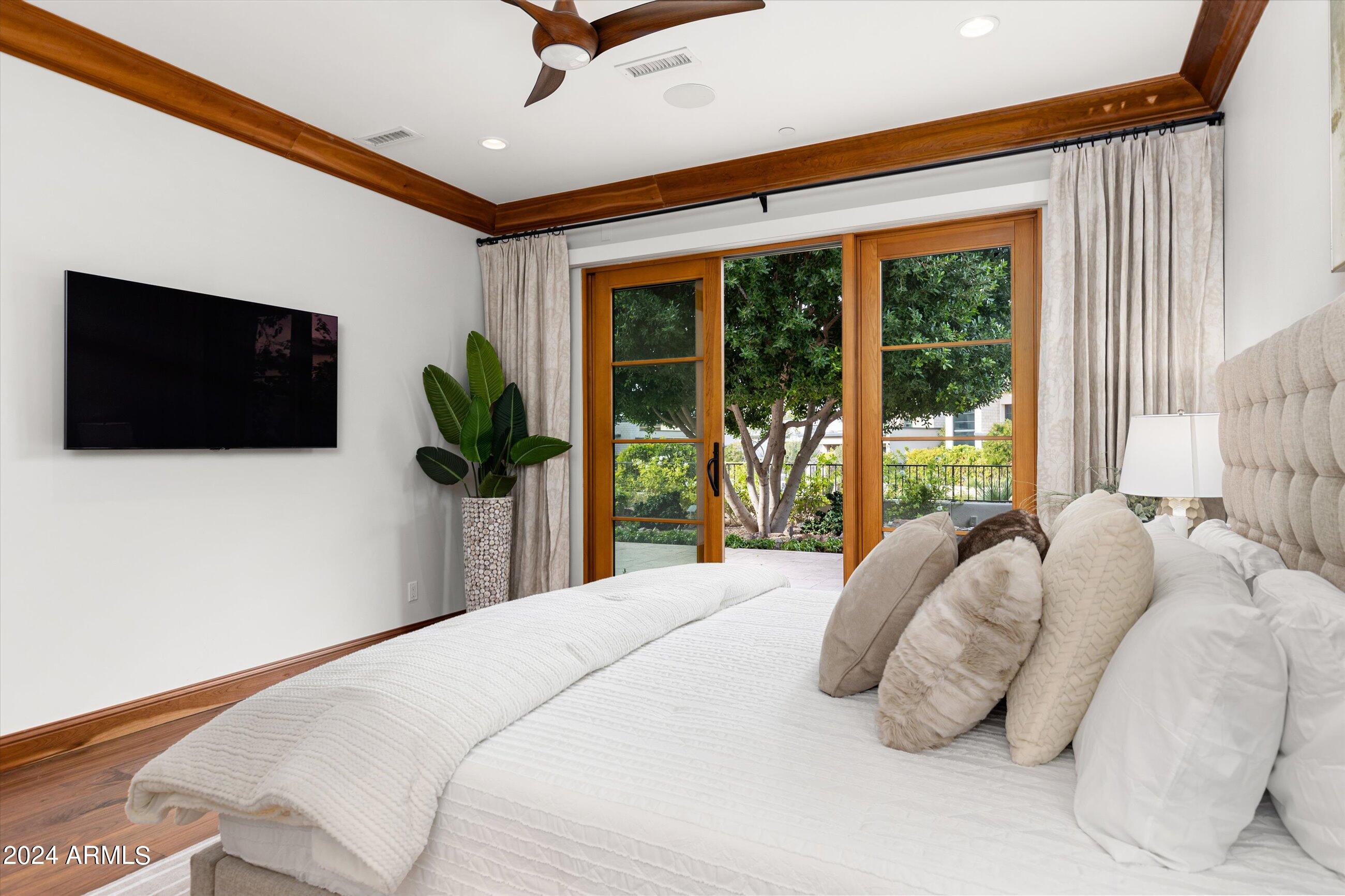 MOUNTAIN SHADOWS RESORT ESTATES - Residential