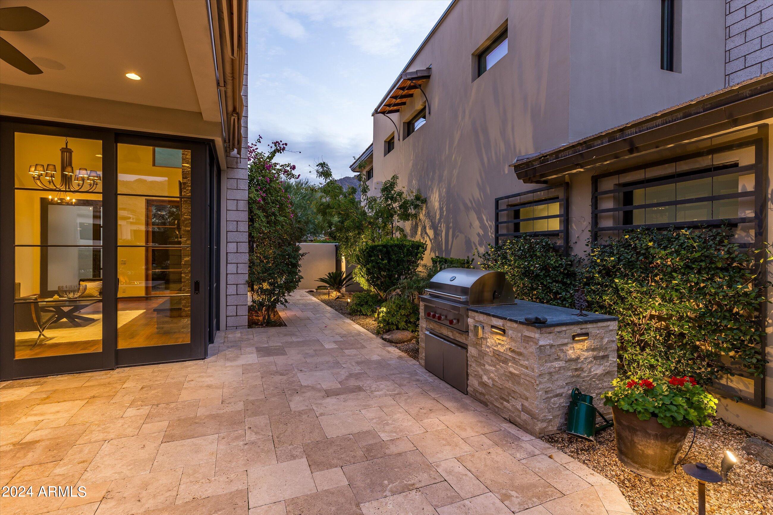 MOUNTAIN SHADOWS RESORT ESTATES - Residential