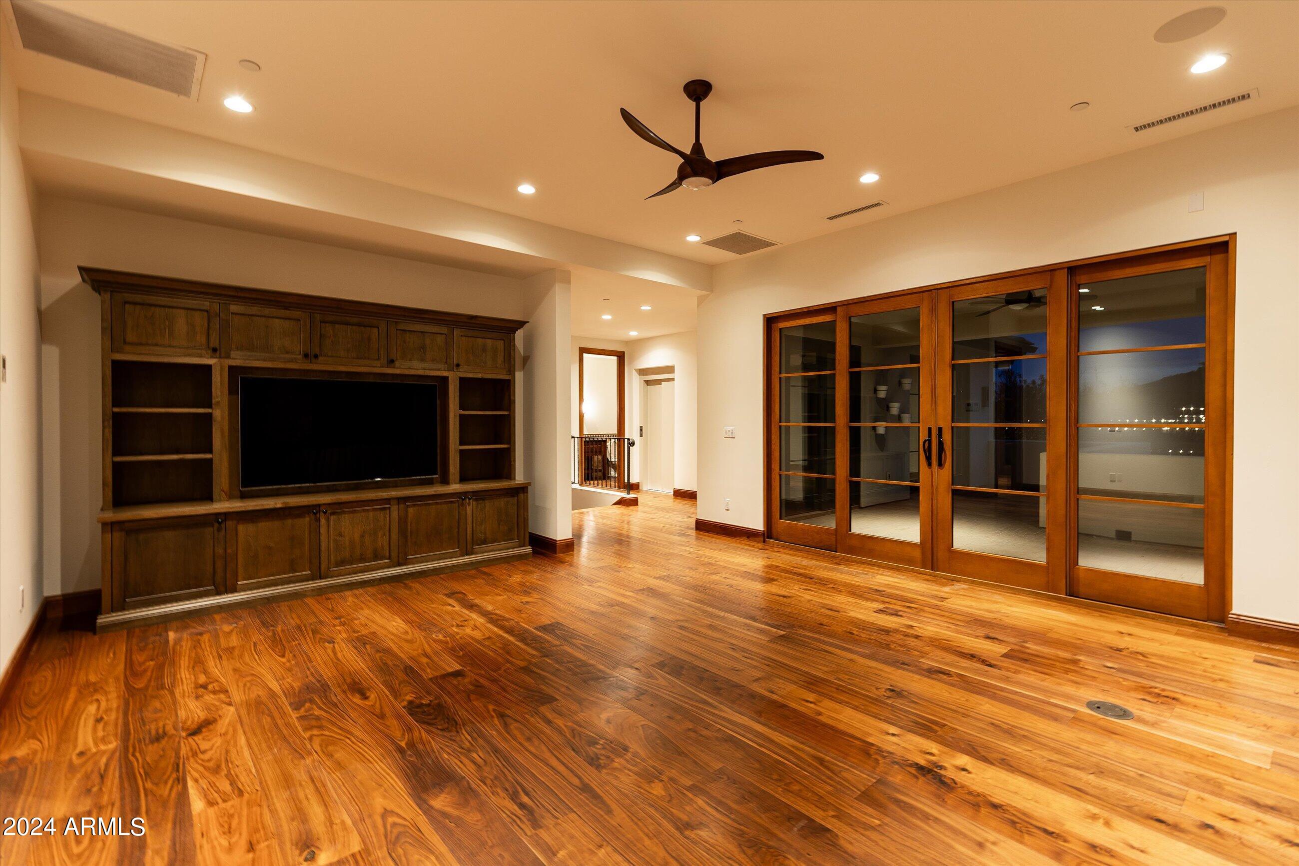 MOUNTAIN SHADOWS RESORT ESTATES - Residential