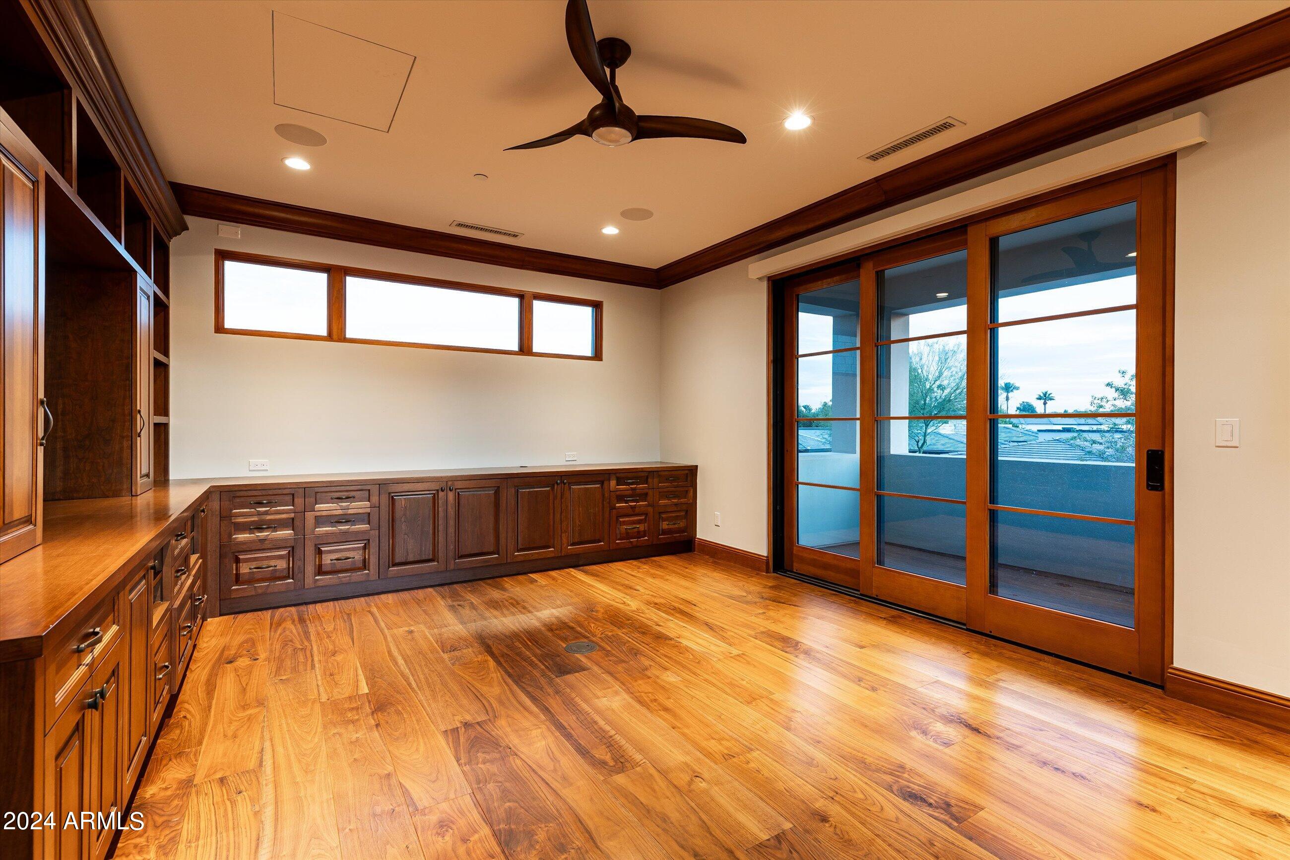 MOUNTAIN SHADOWS RESORT ESTATES - Residential
