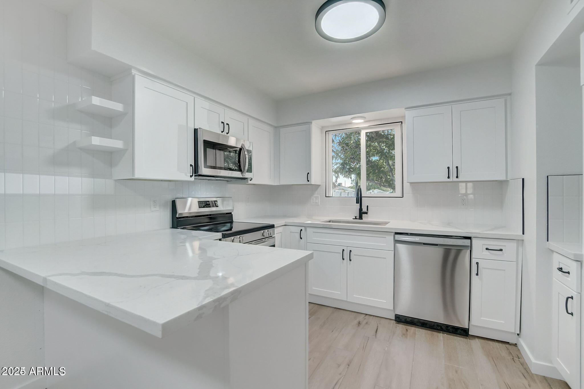 ARCADIA VILLAGE UNIT 1 - Residential