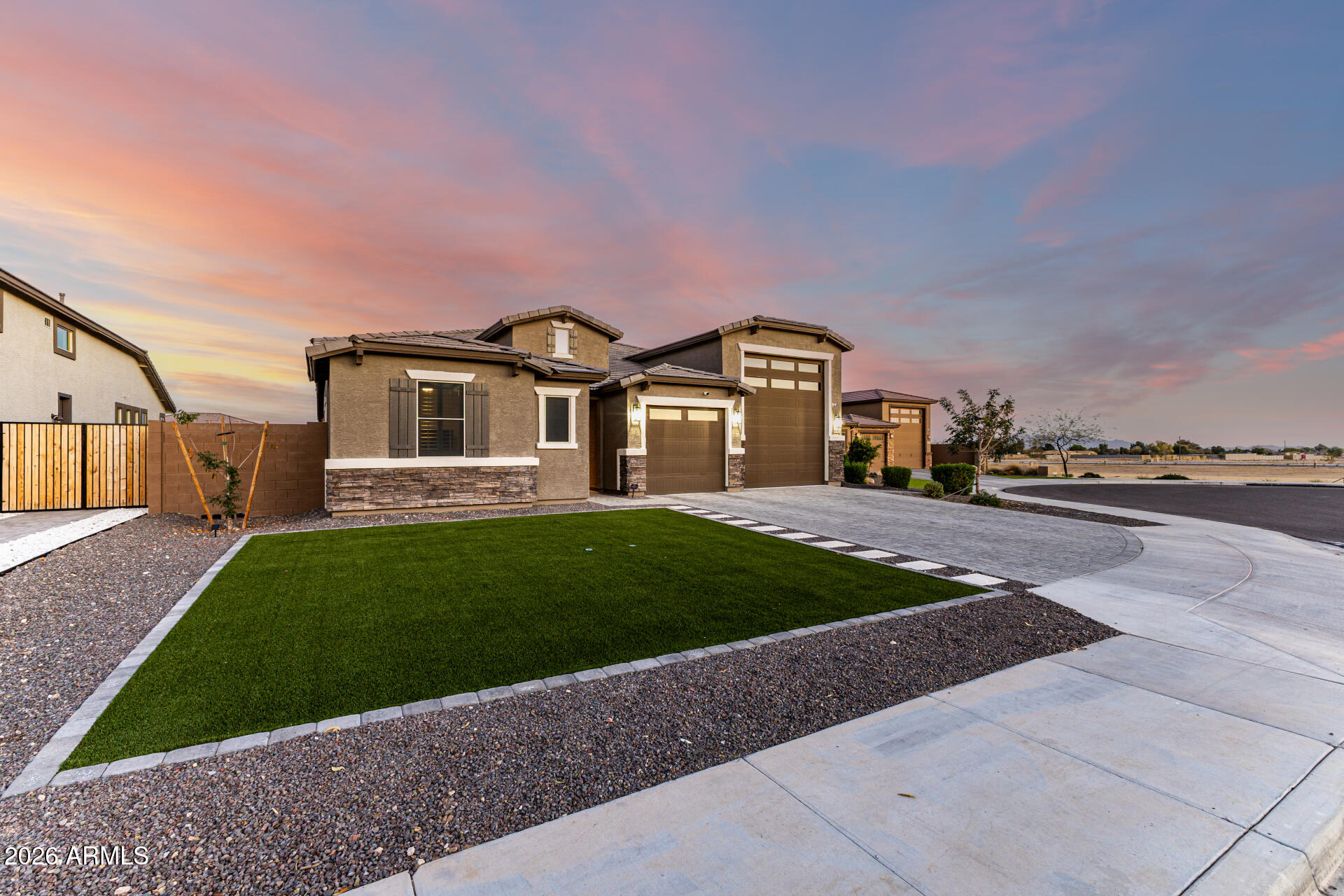 WHITE TANK FOOTHILLS PARCEL 16 - Residential