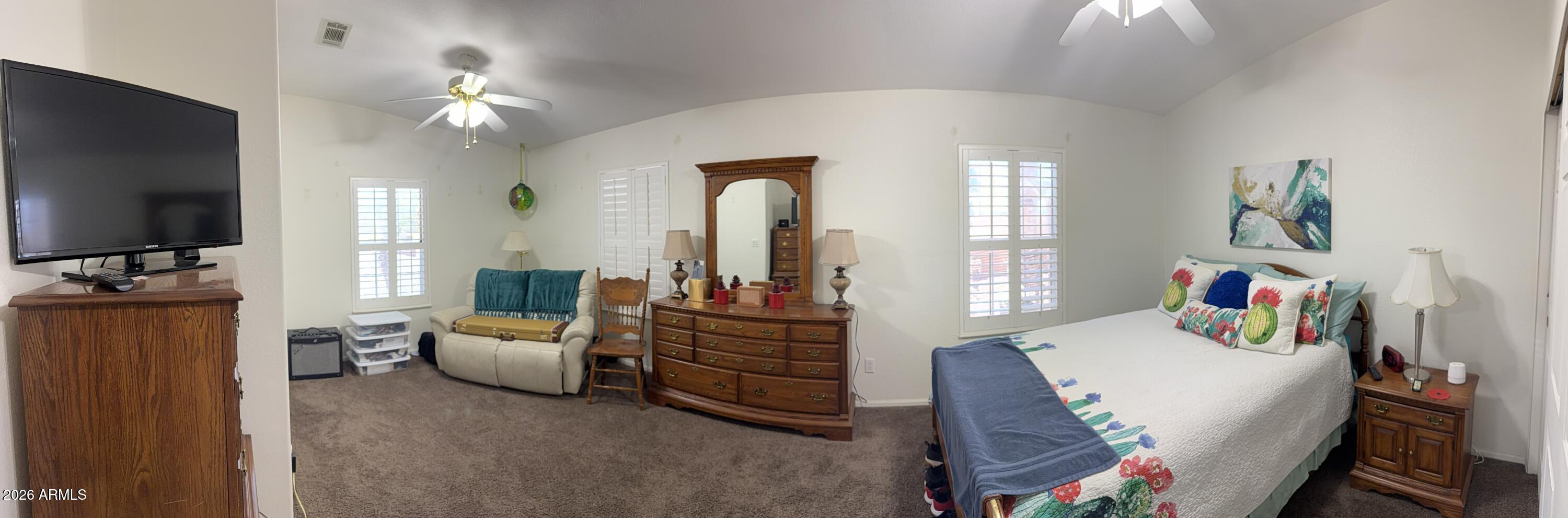La Casa Blanca - Residential