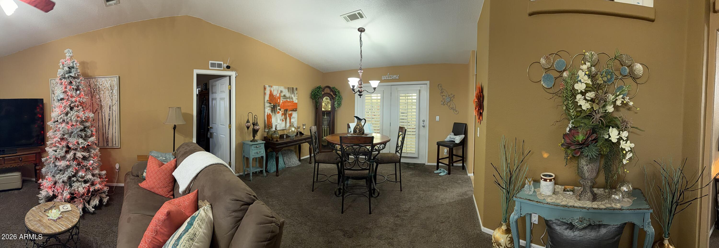 La Casa Blanca - Residential