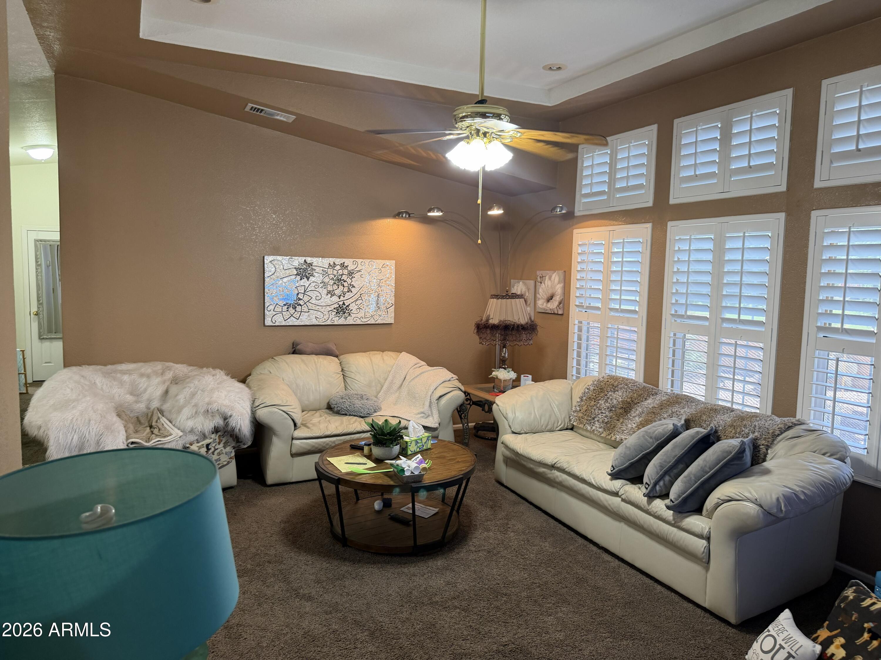 La Casa Blanca - Residential