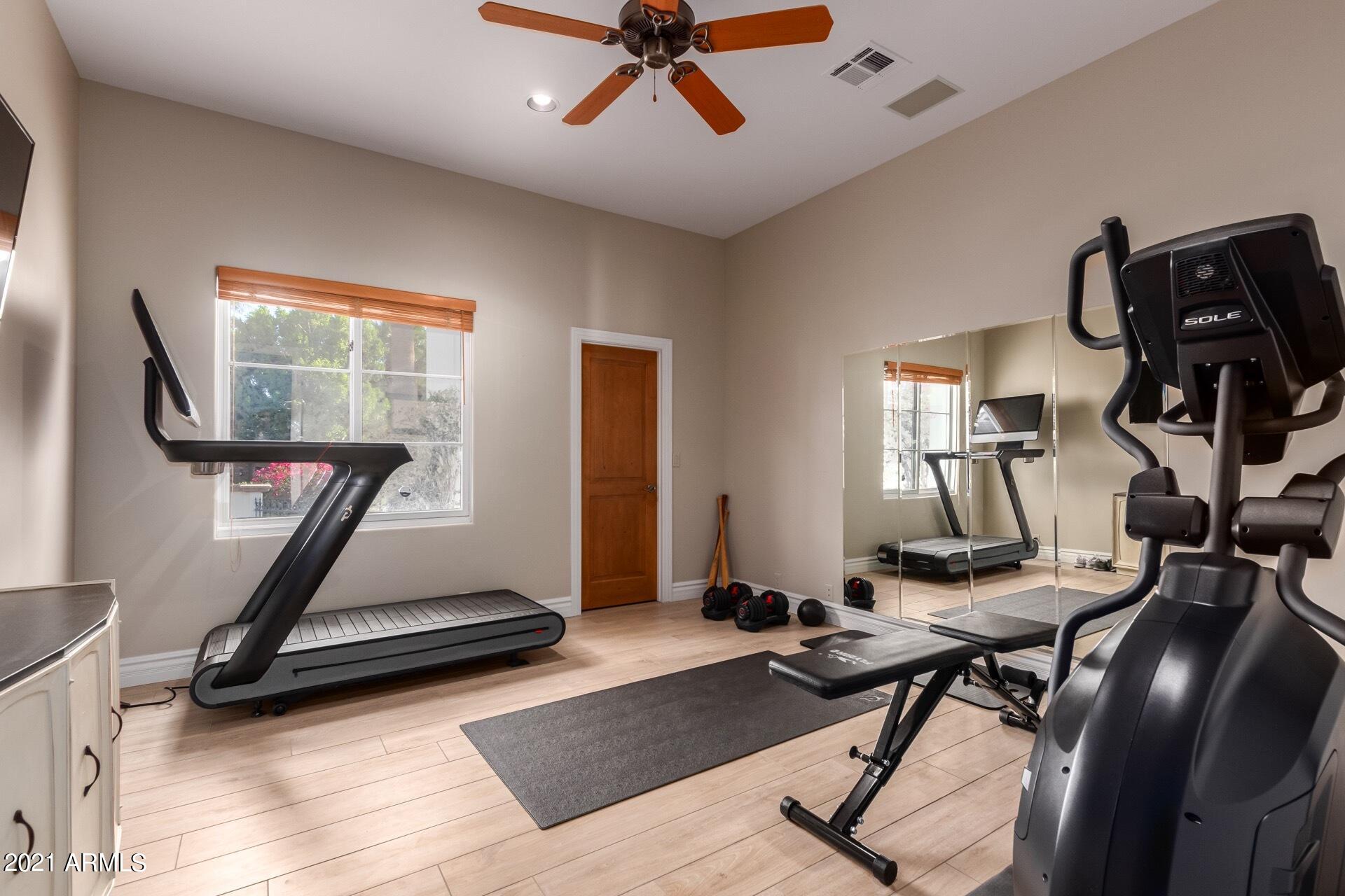 ROYAL PALM ESTATES - Residential