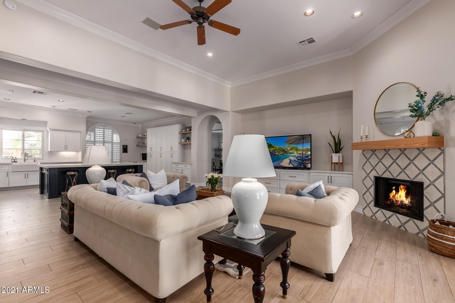ROYAL PALM ESTATES - Residential