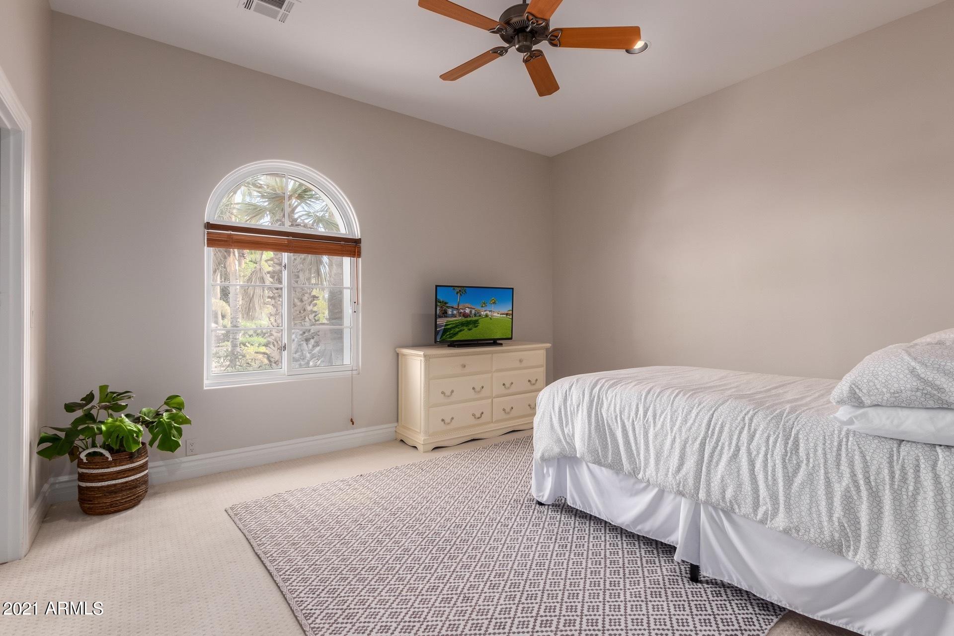 ROYAL PALM ESTATES - Residential