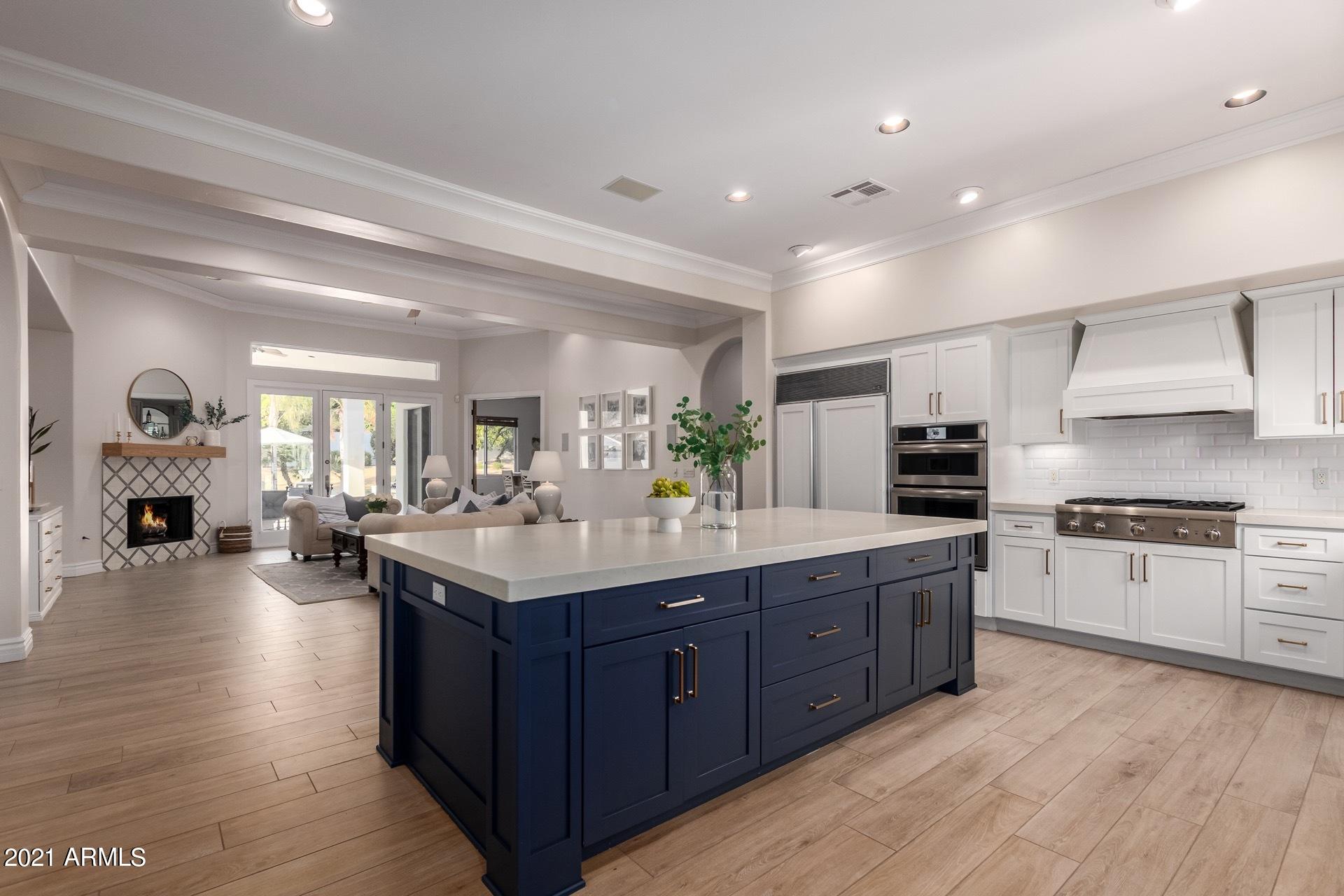 ROYAL PALM ESTATES - Residential