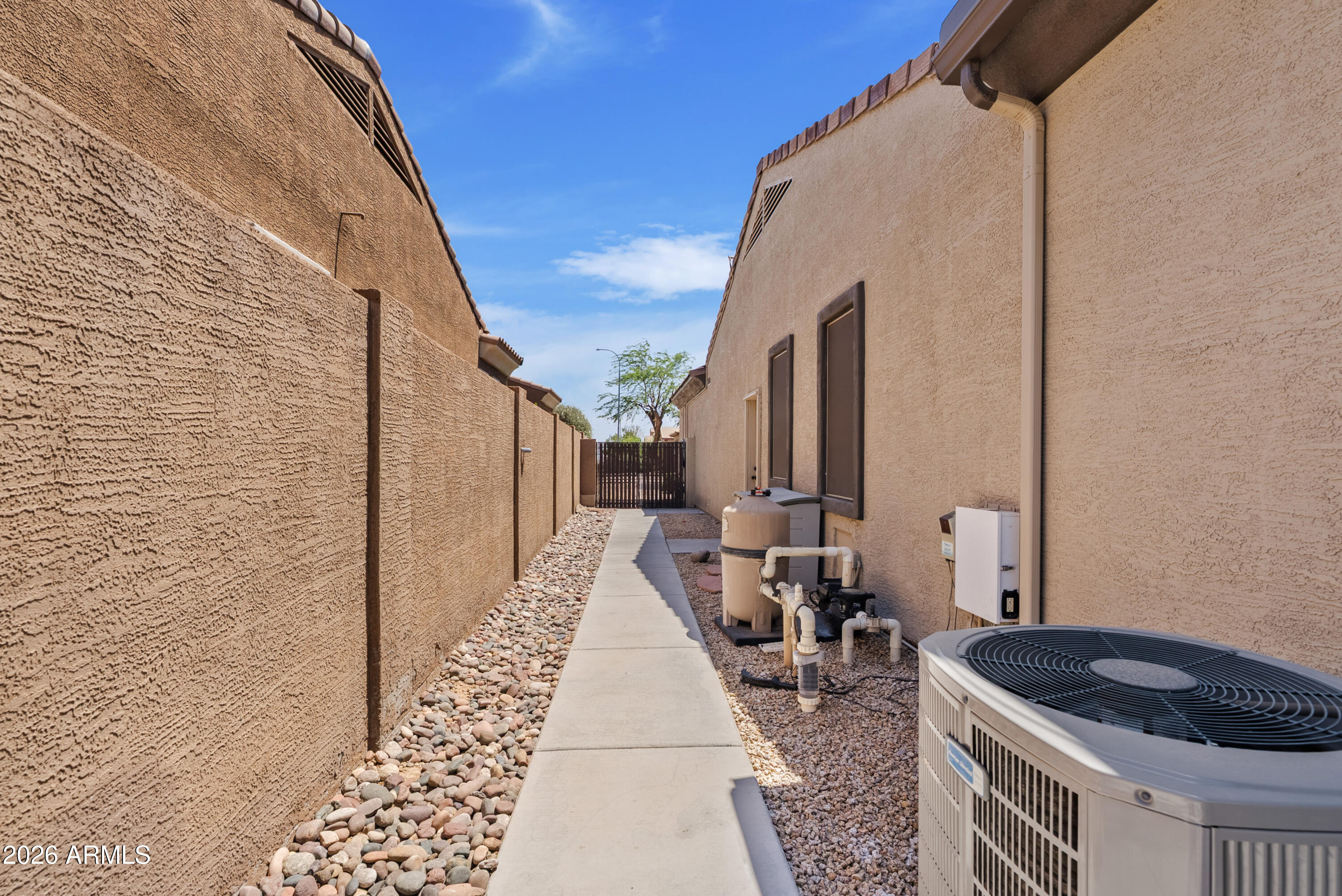 ABRALEE MEADOW - Residential