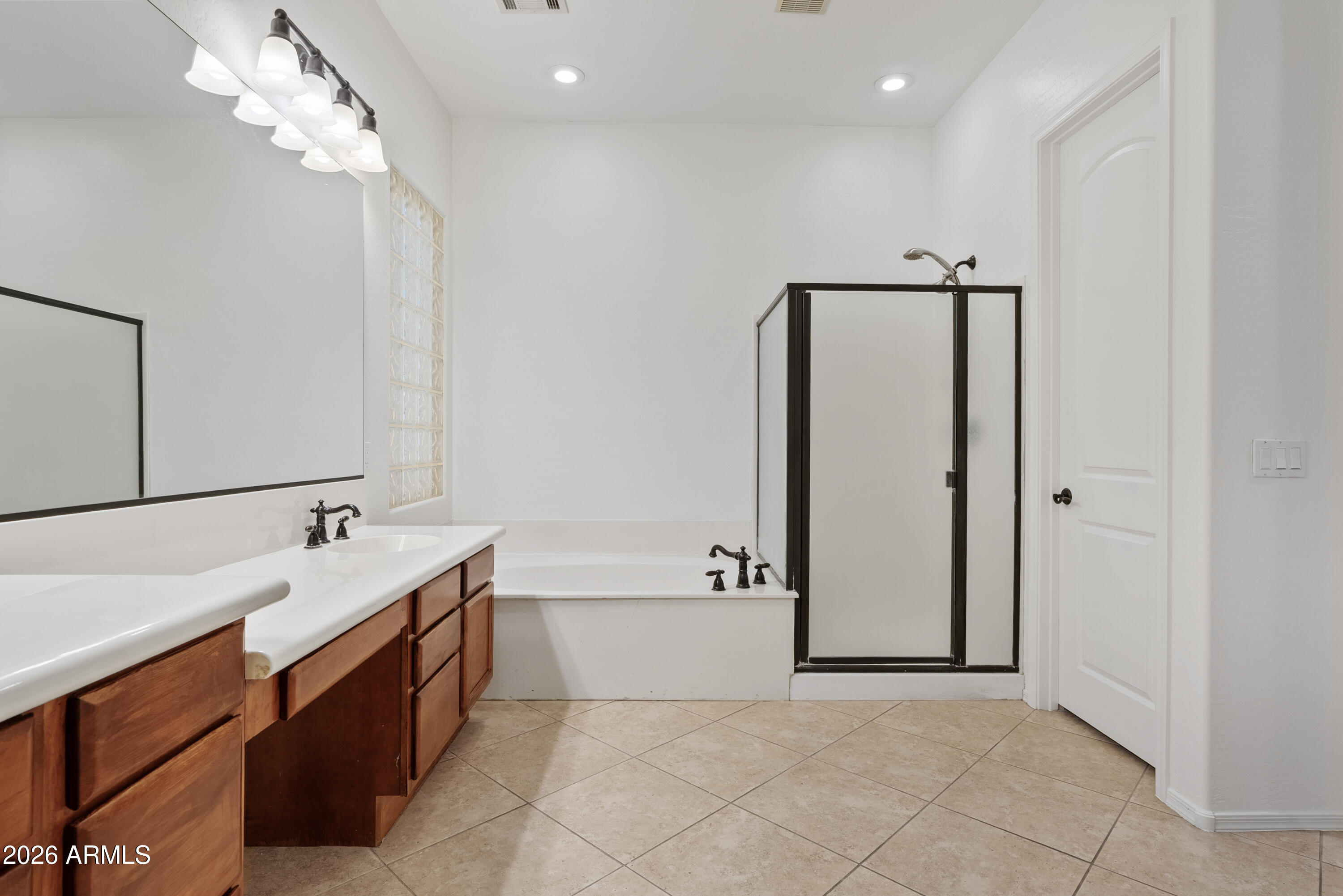 ABRALEE MEADOW - Residential