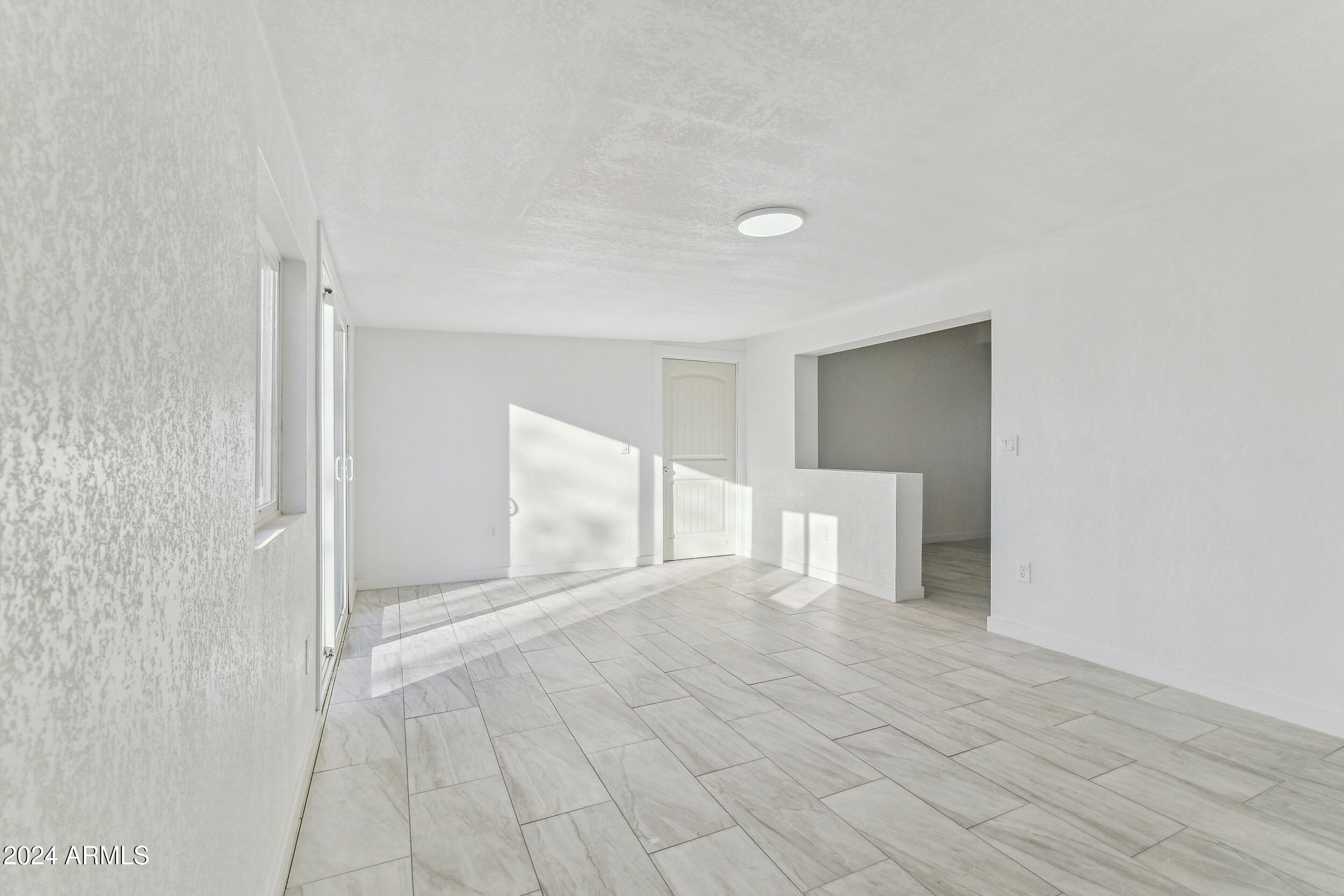 GARDEN CANYON 2 - Residential