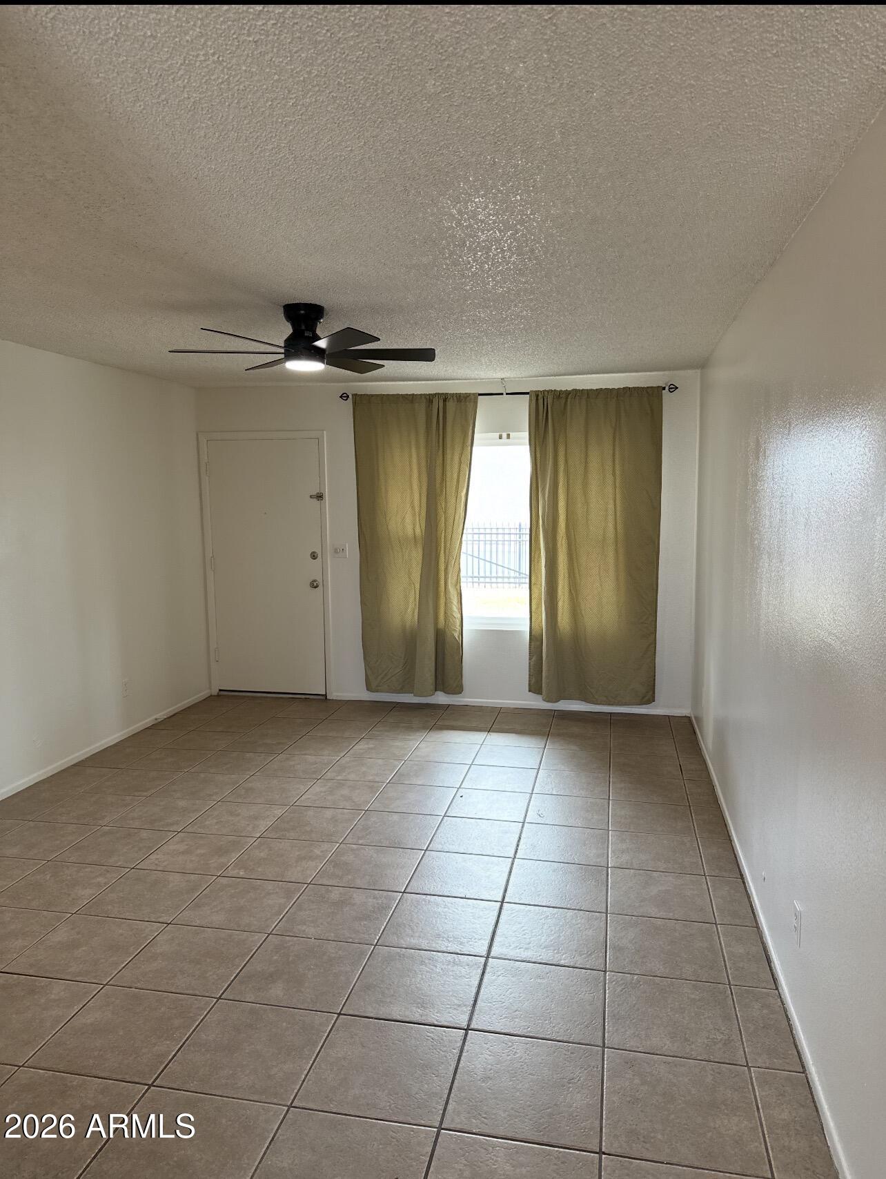 KNOELL GARDEN GROVES UNIT 2 - Residential
