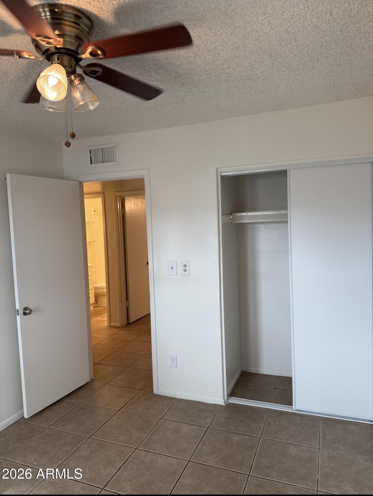 KNOELL GARDEN GROVES UNIT 2 - Residential