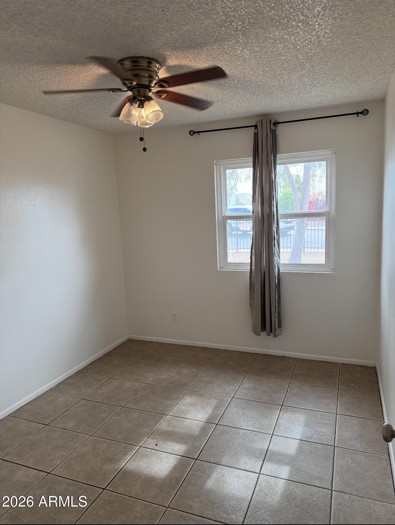 KNOELL GARDEN GROVES UNIT 2 - Residential