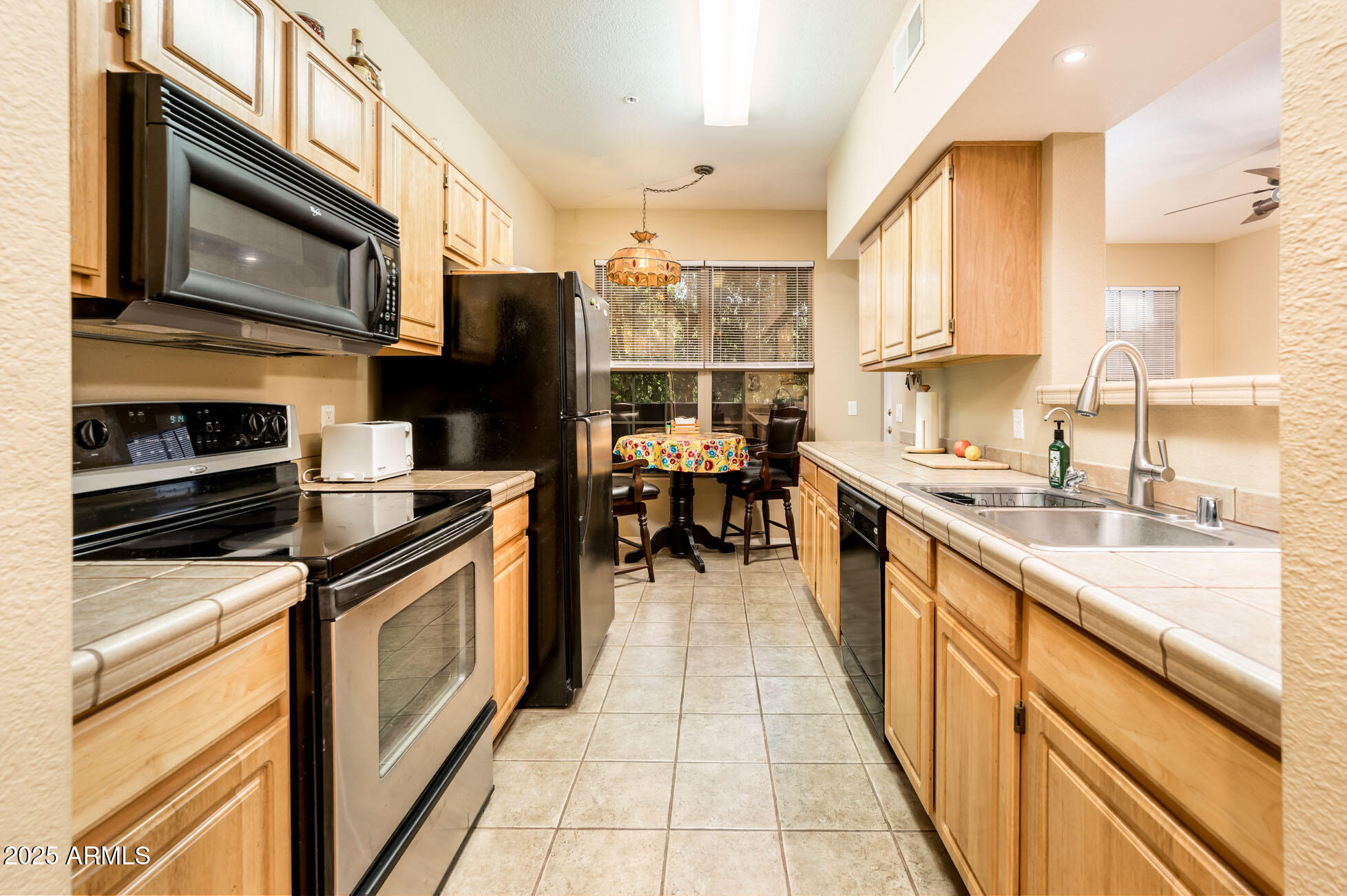 VILLAGE AT SUN CITY GRAND CONDOMINIUM AMD - Residential