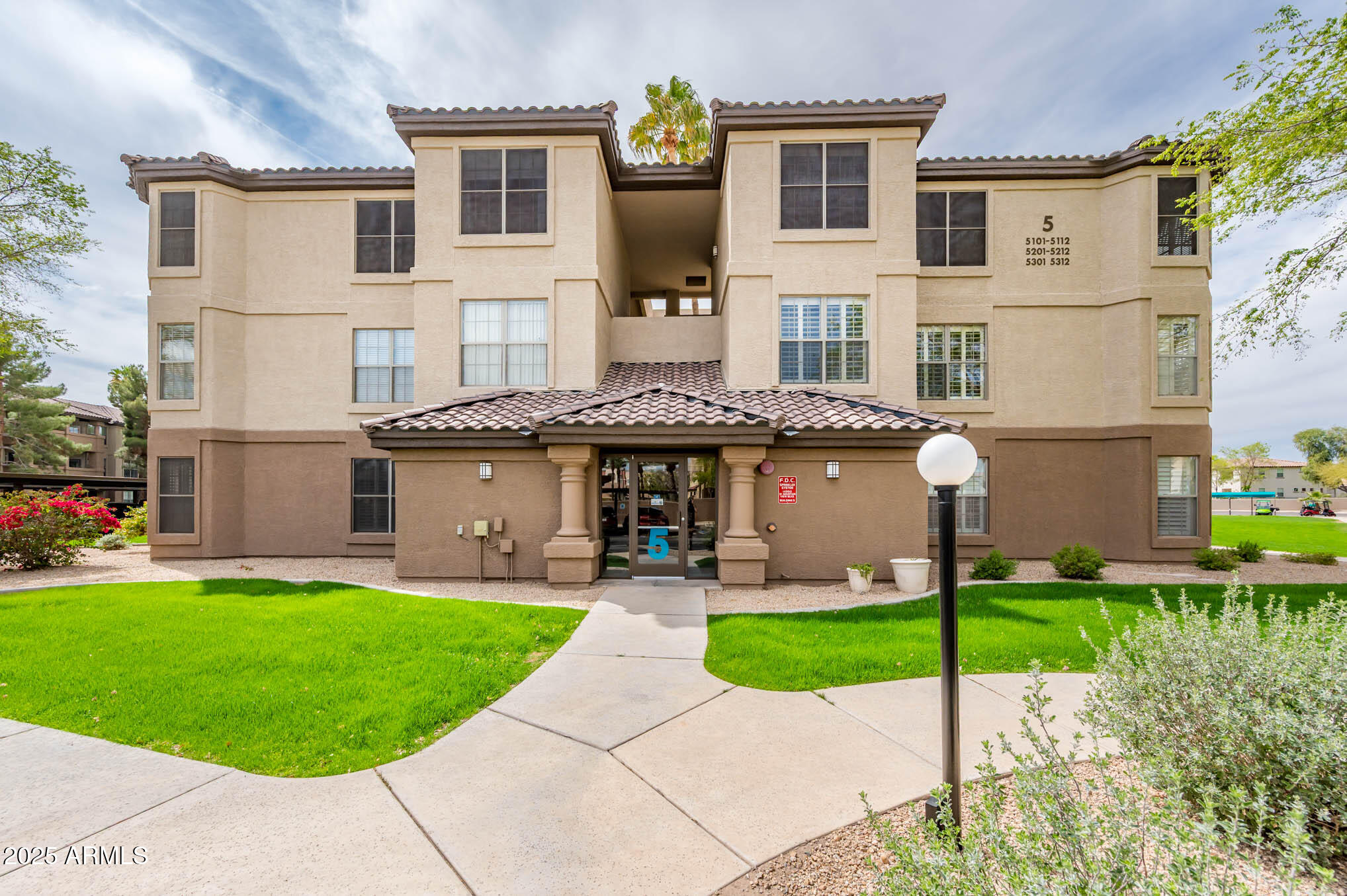 VILLAGE AT SUN CITY GRAND CONDOMINIUM AMD - Residential