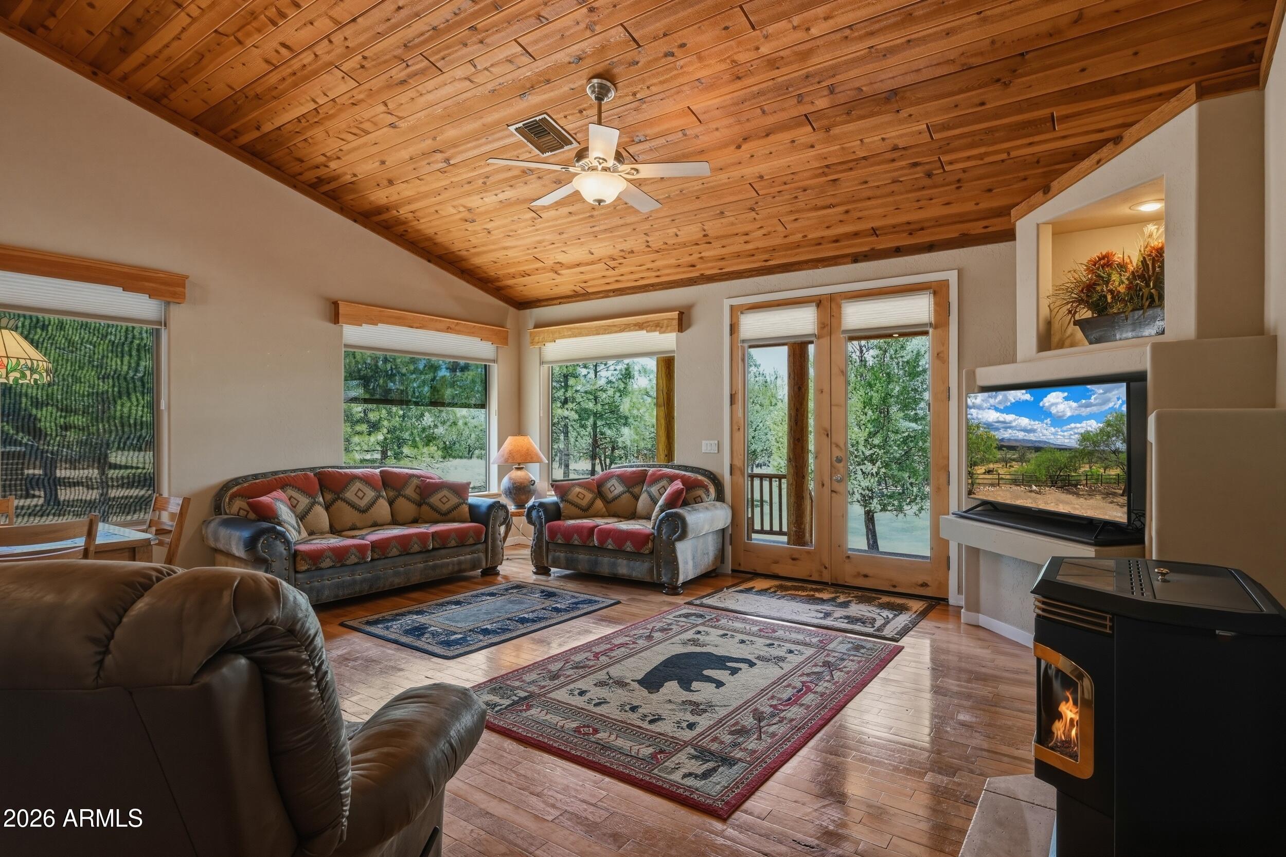 PINE CANYON 2 - Residential