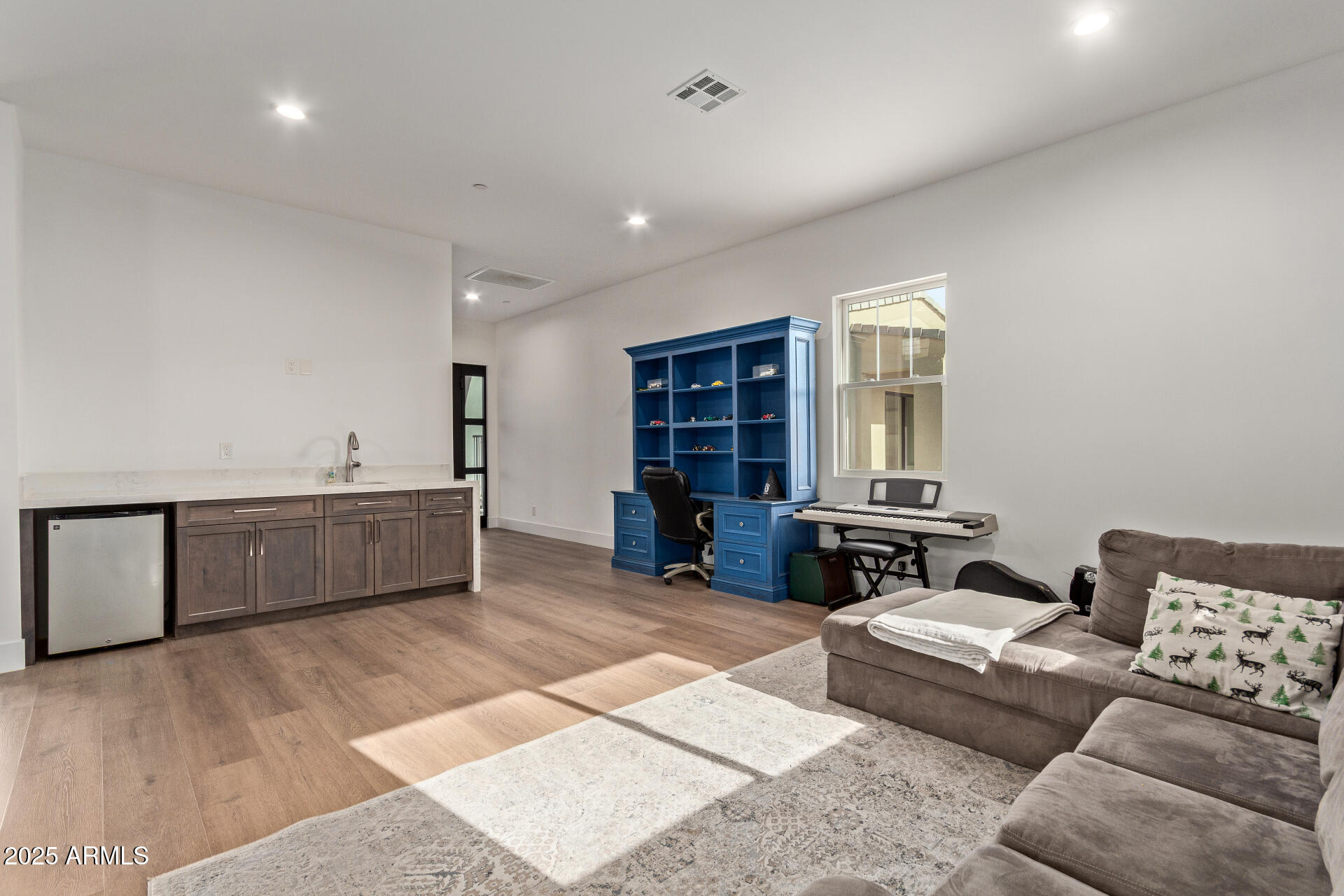 PINNACLE PEAK RANCHOS - Residential