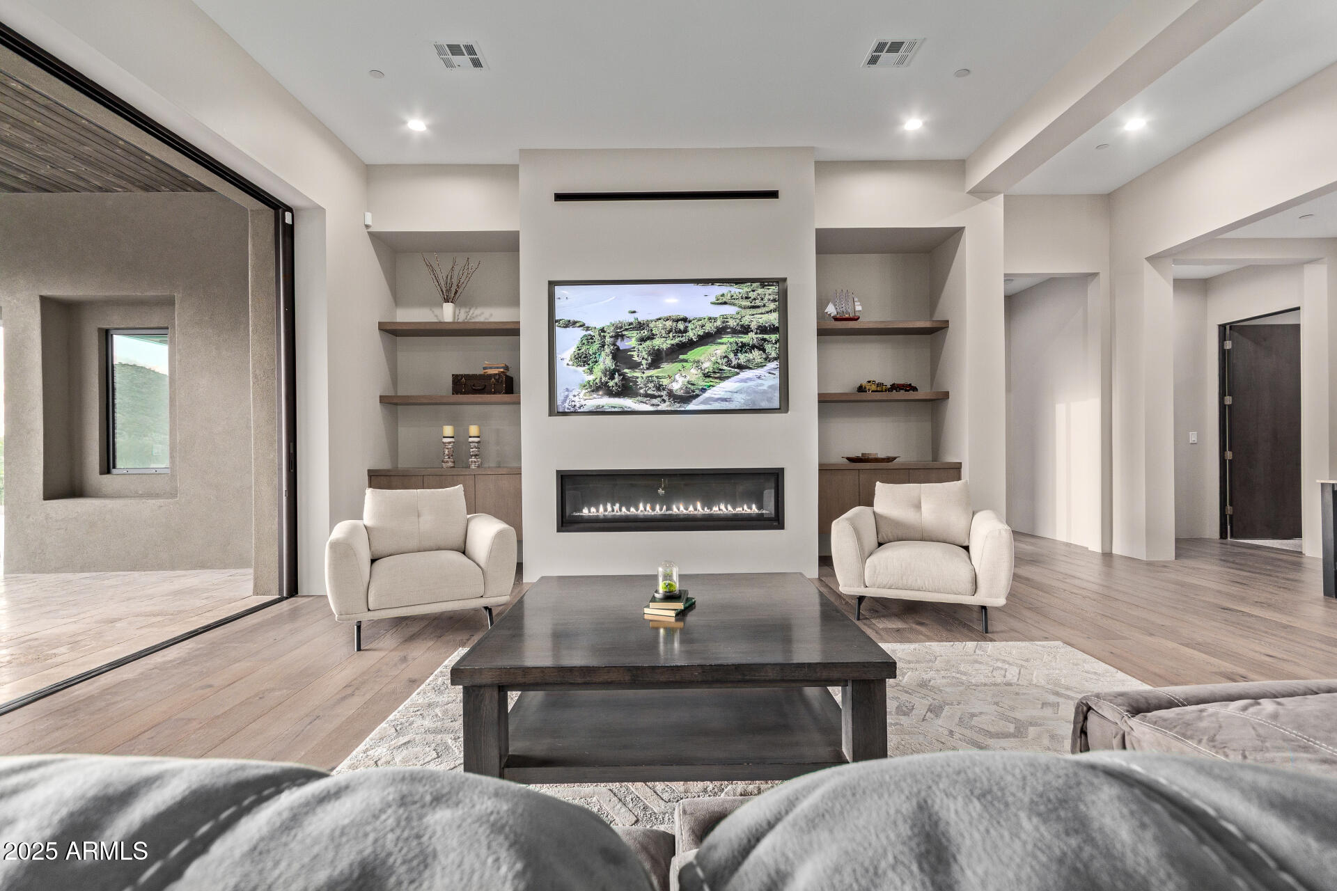 PINNACLE PEAK RANCHOS - Residential