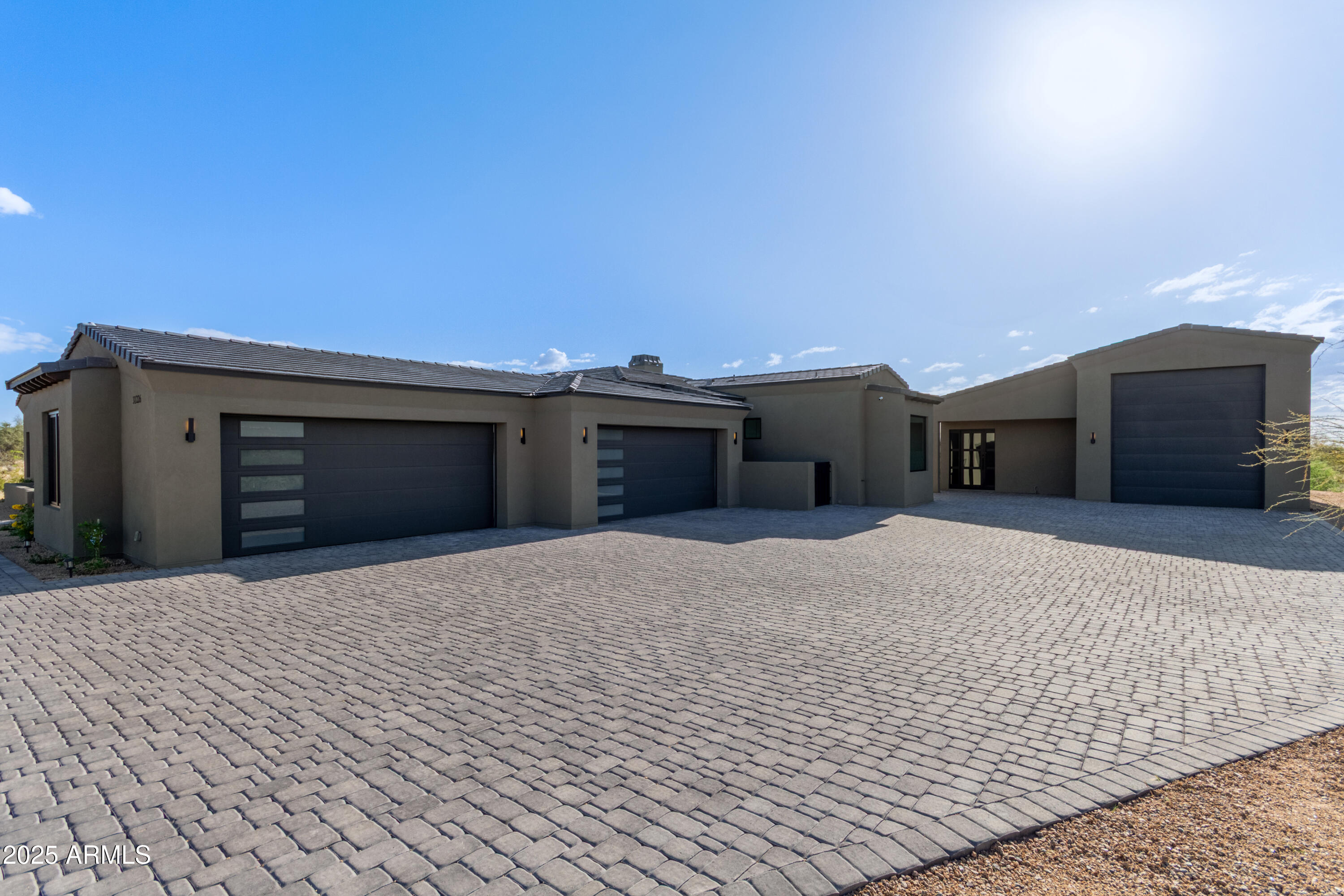 PINNACLE PEAK RANCHOS - Residential