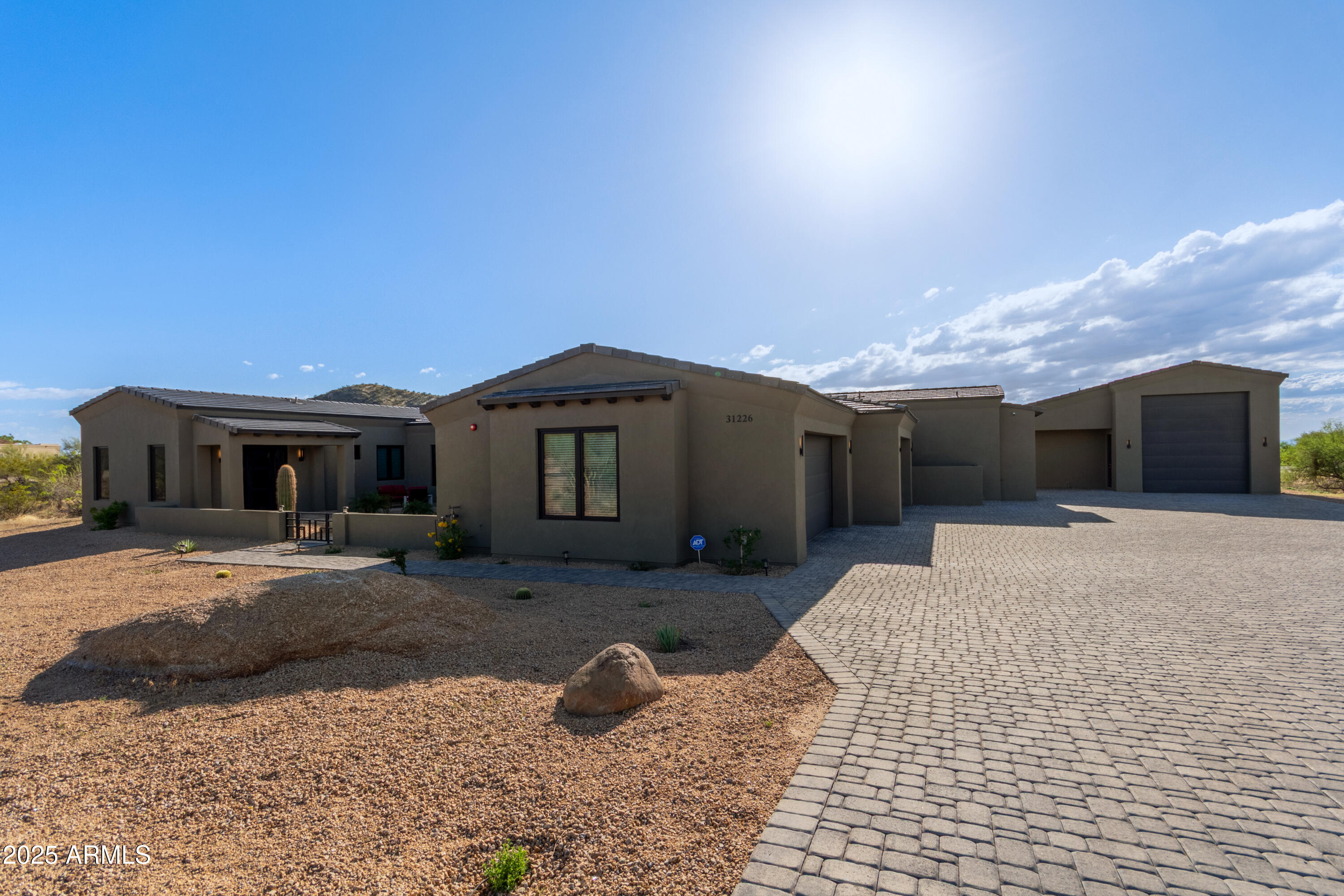PINNACLE PEAK RANCHOS - Residential