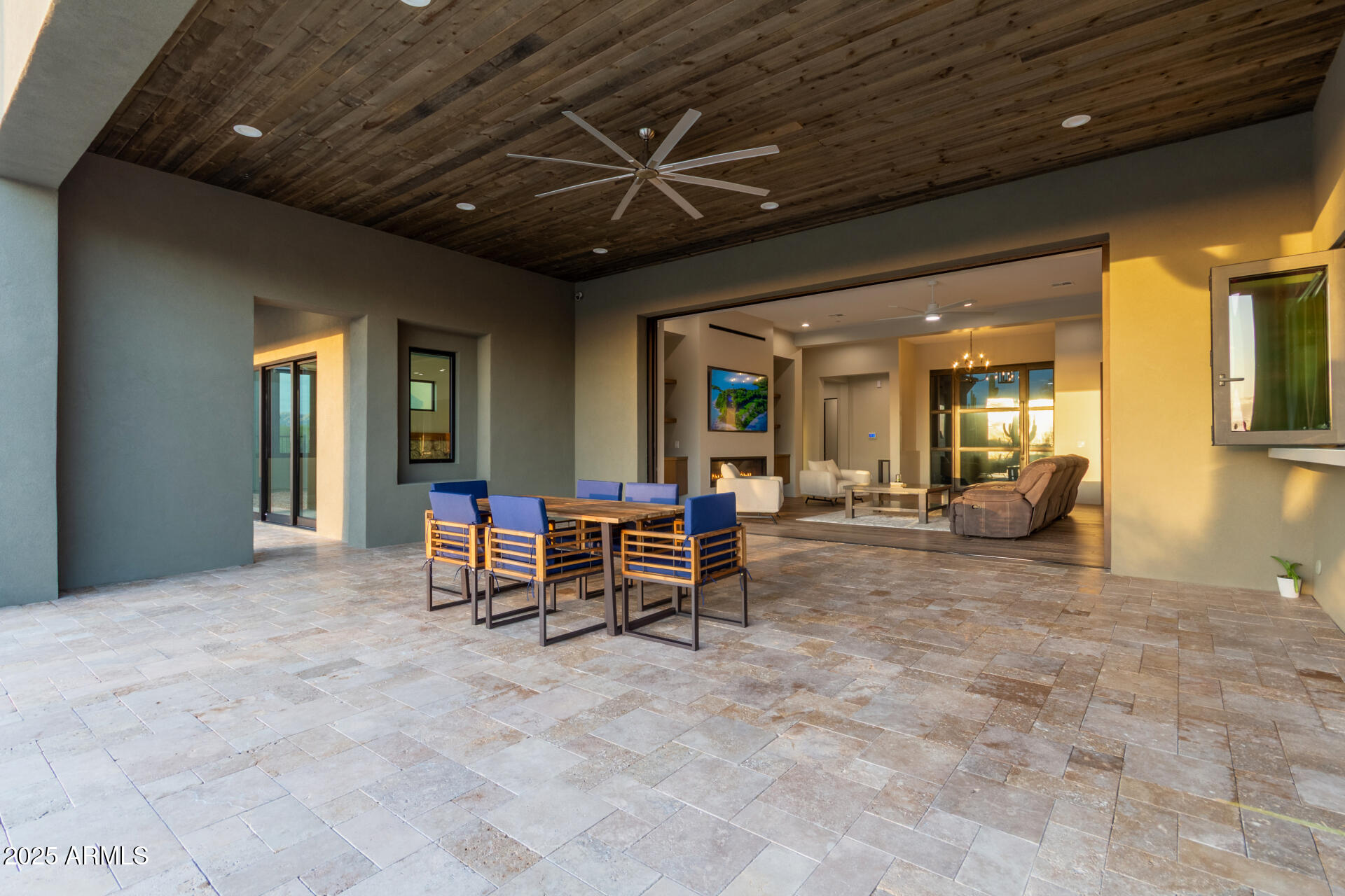 PINNACLE PEAK RANCHOS - Residential
