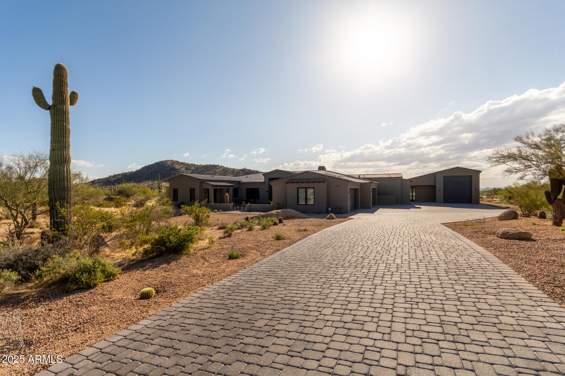 PINNACLE PEAK RANCHOS - Residential