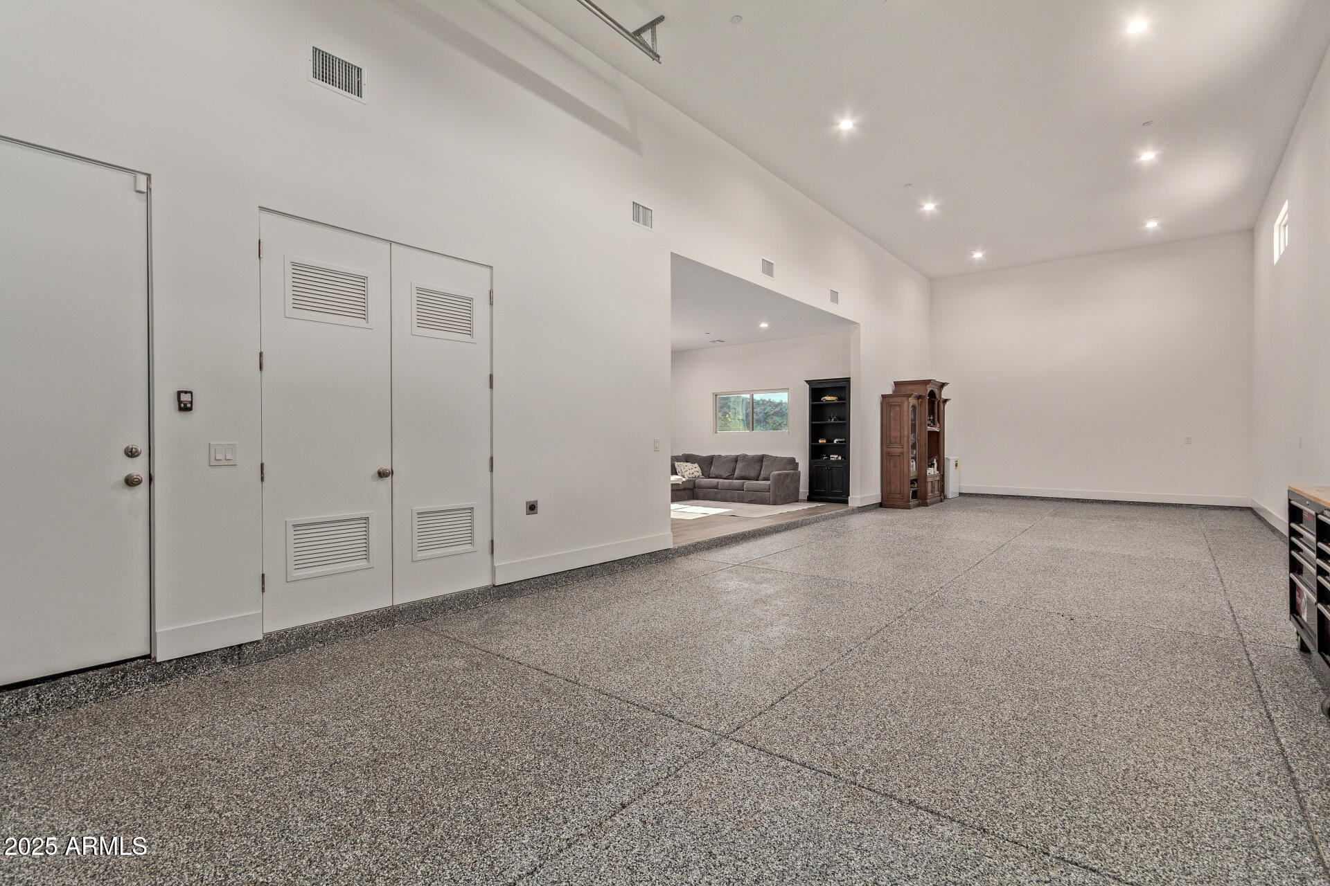 PINNACLE PEAK RANCHOS - Residential
