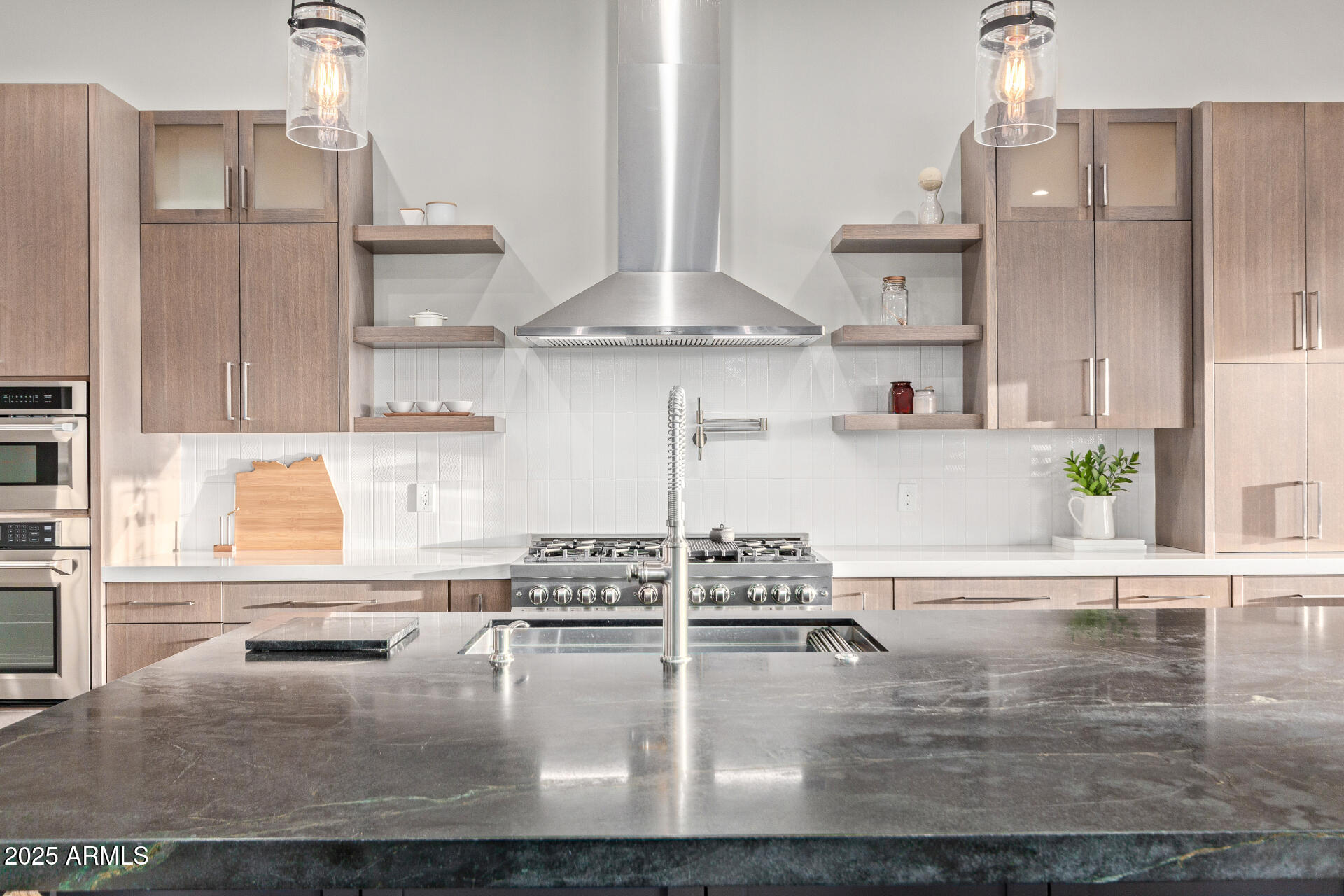 PINNACLE PEAK RANCHOS - Residential