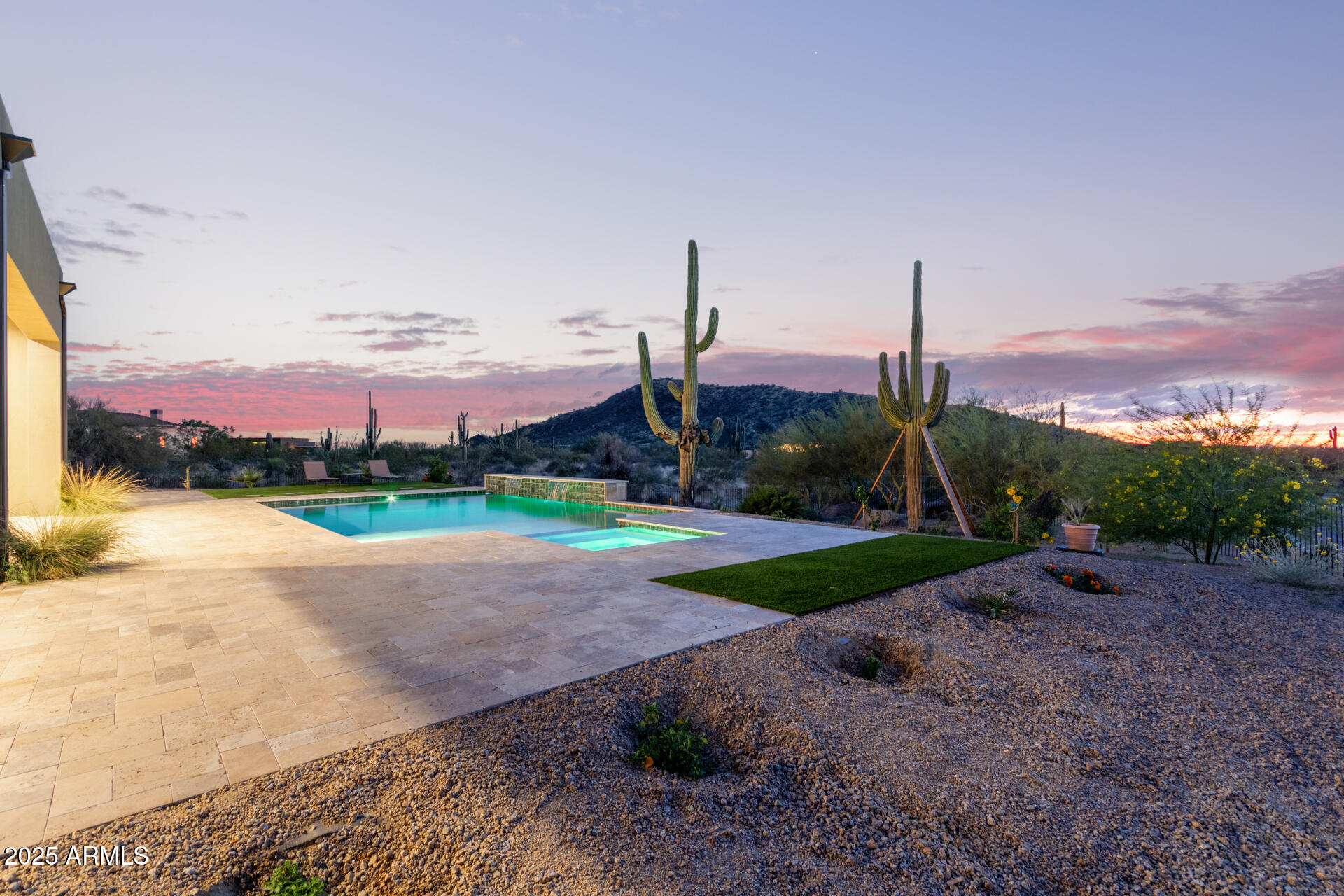 PINNACLE PEAK RANCHOS - Residential