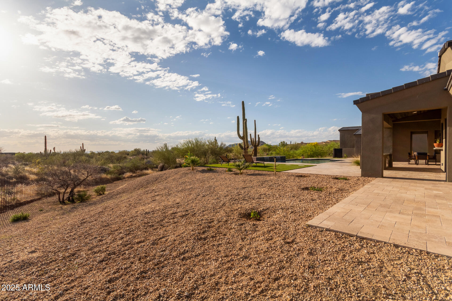 PINNACLE PEAK RANCHOS - Residential