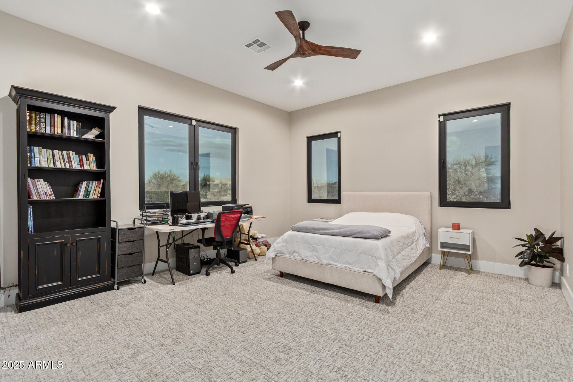 PINNACLE PEAK RANCHOS - Residential