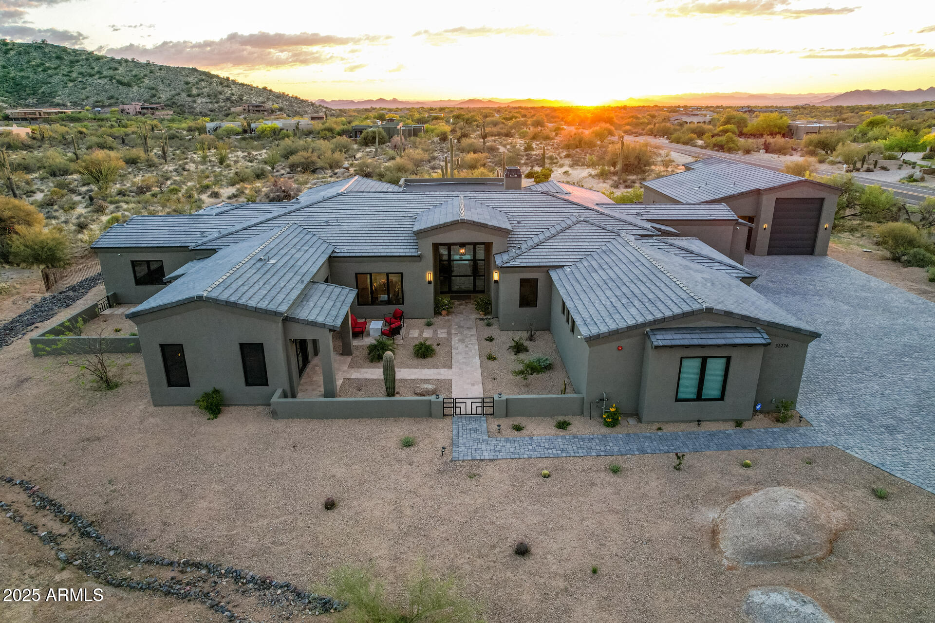 PINNACLE PEAK RANCHOS - Residential