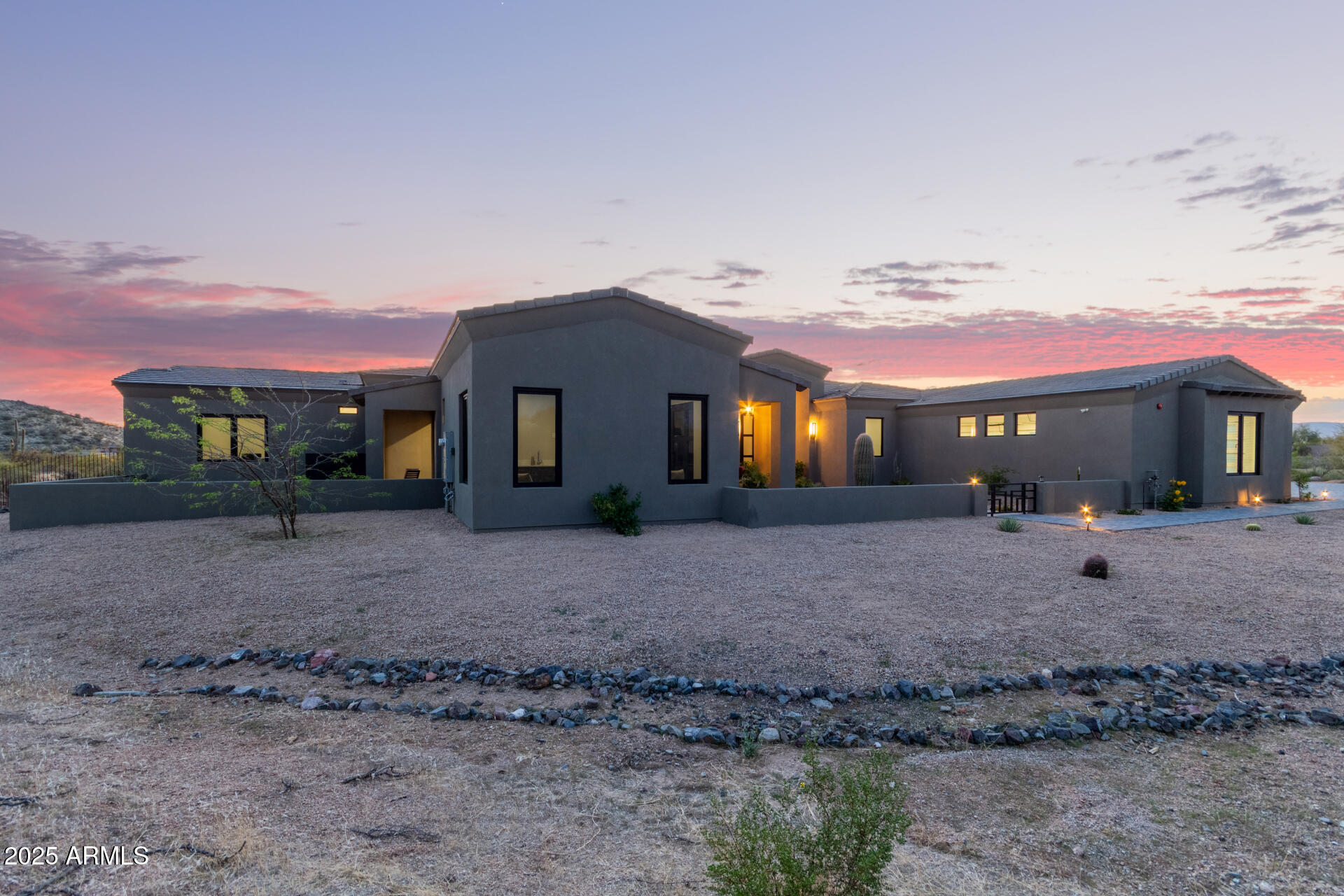 PINNACLE PEAK RANCHOS - Residential