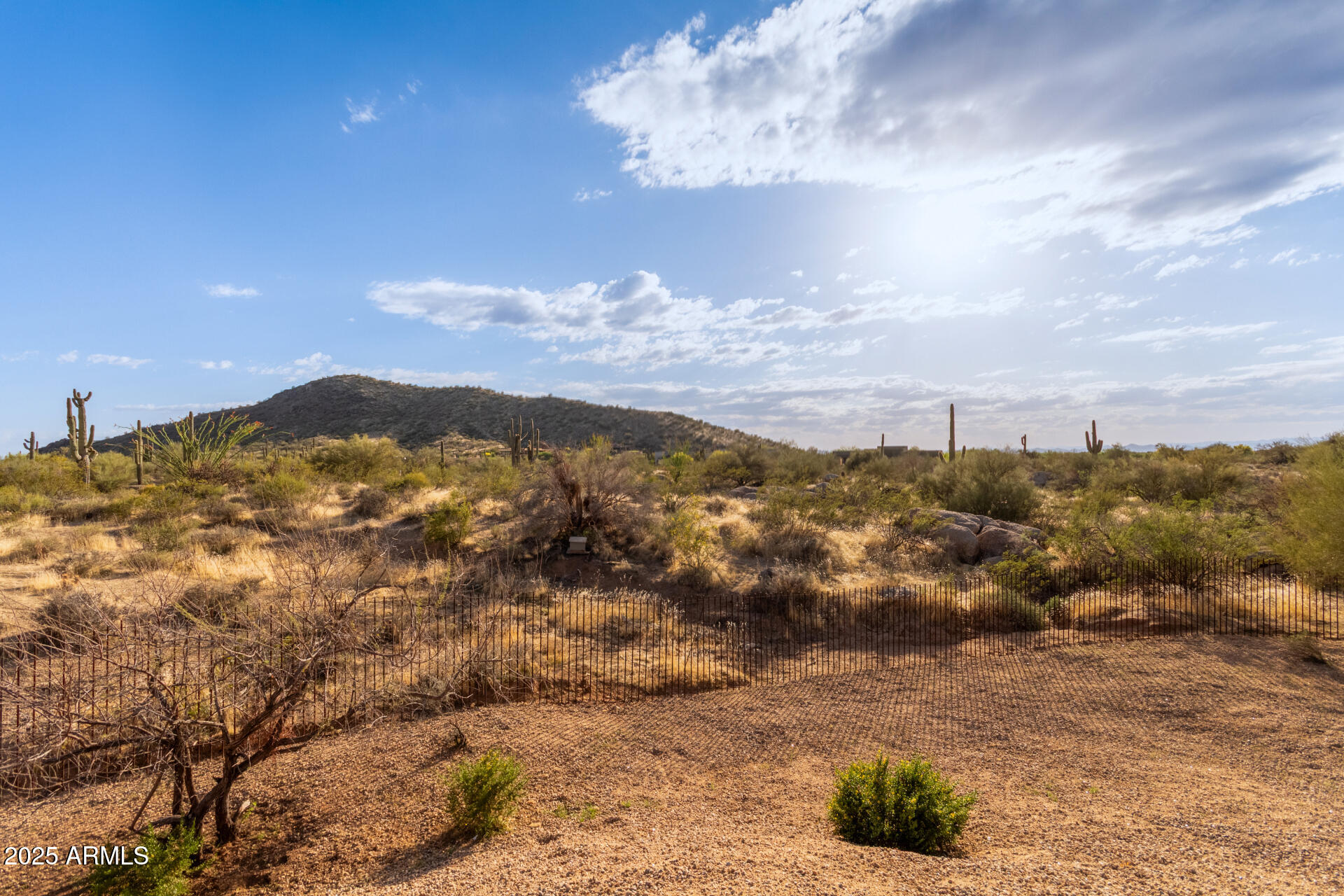 PINNACLE PEAK RANCHOS - Residential