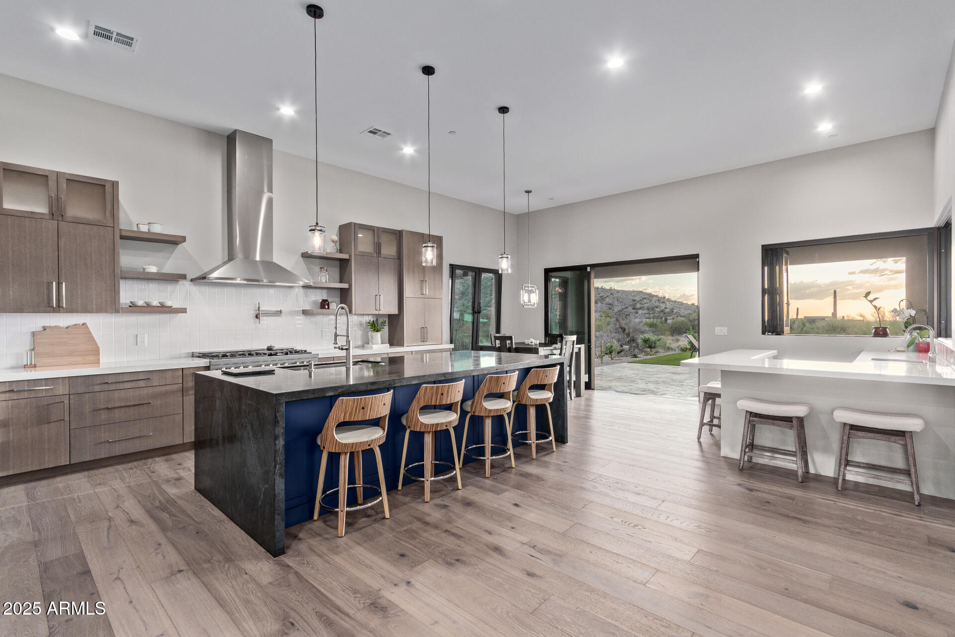PINNACLE PEAK RANCHOS - Residential