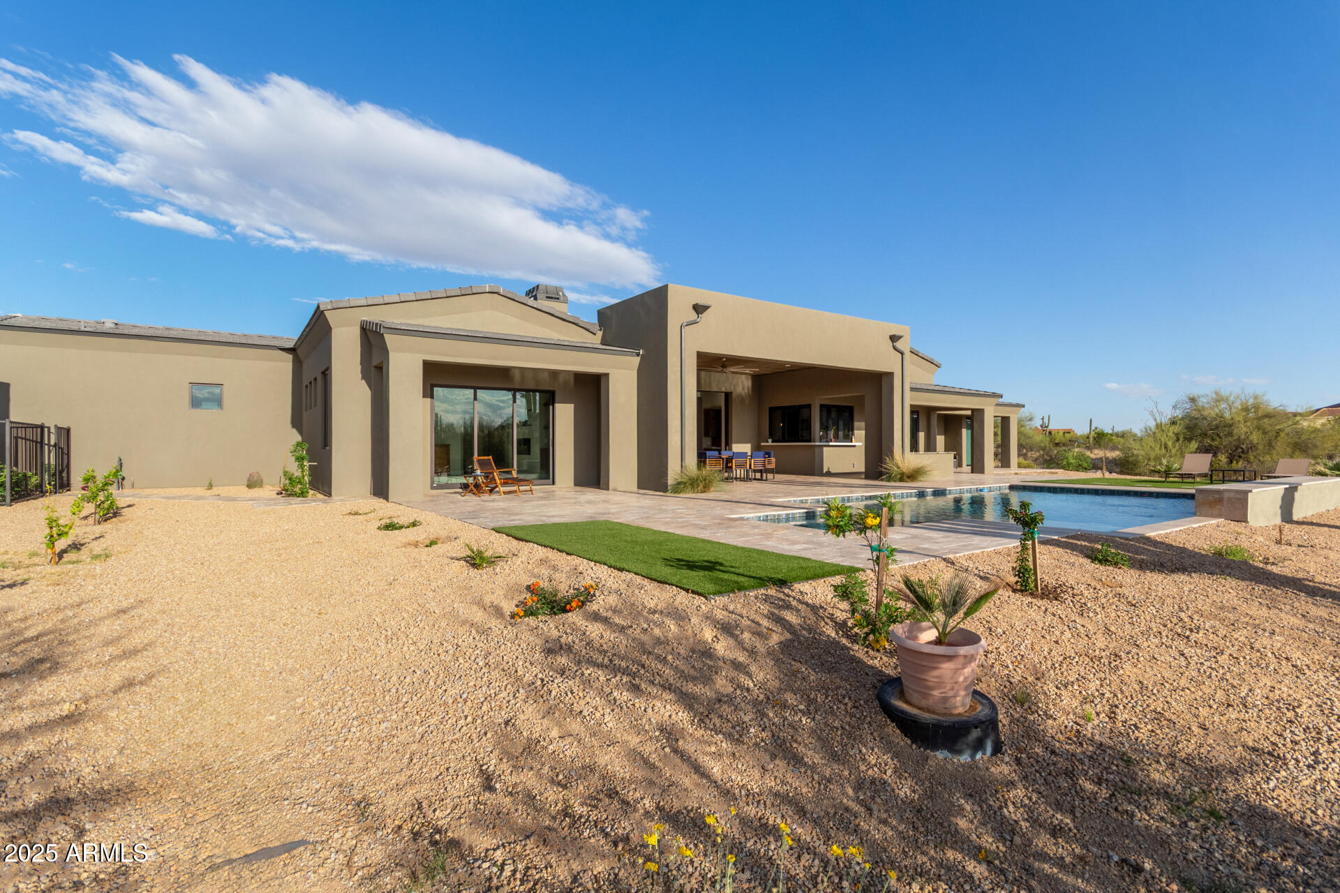 PINNACLE PEAK RANCHOS - Residential