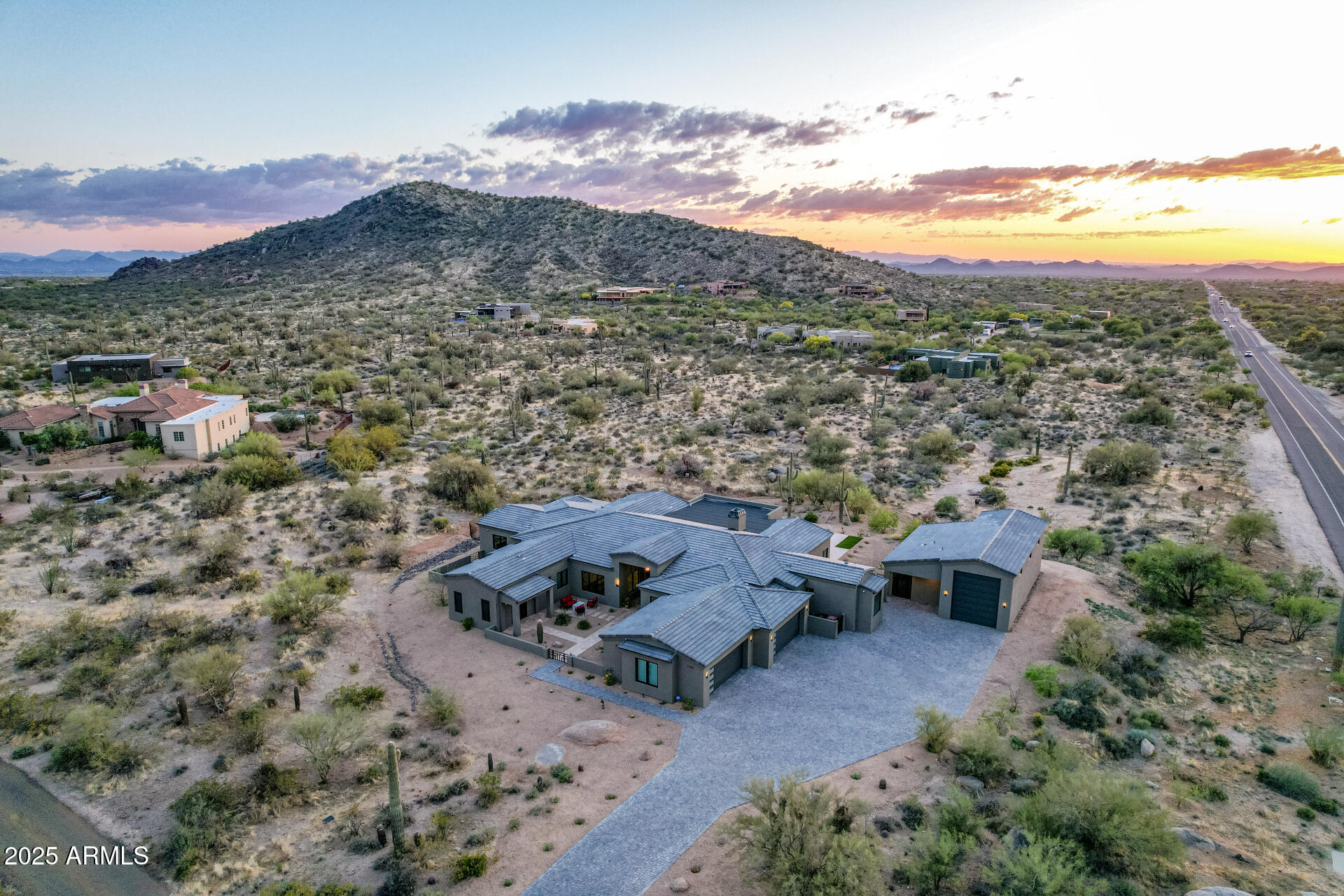 PINNACLE PEAK RANCHOS - Residential