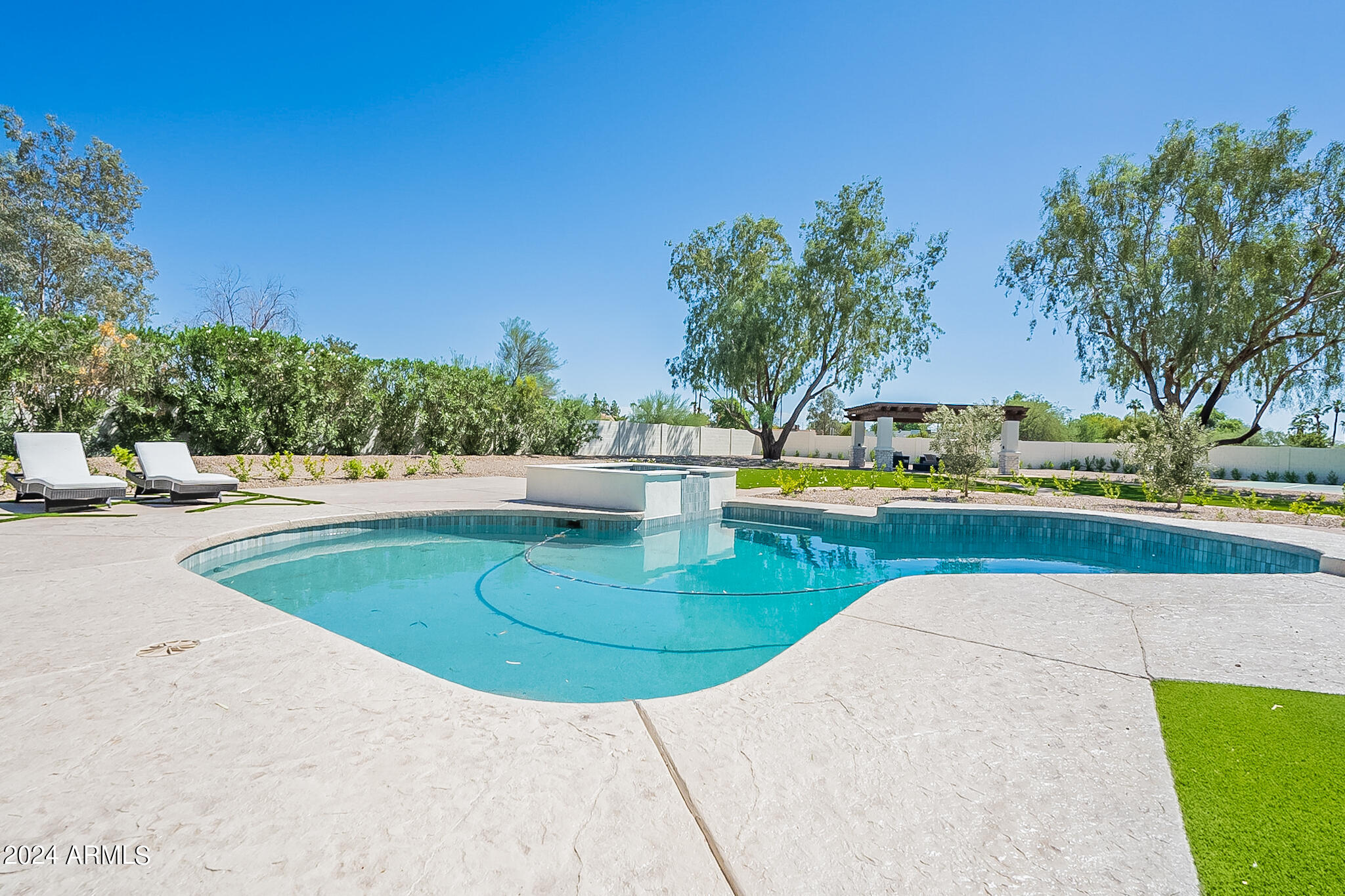 PRESTON HILLS - Residential
