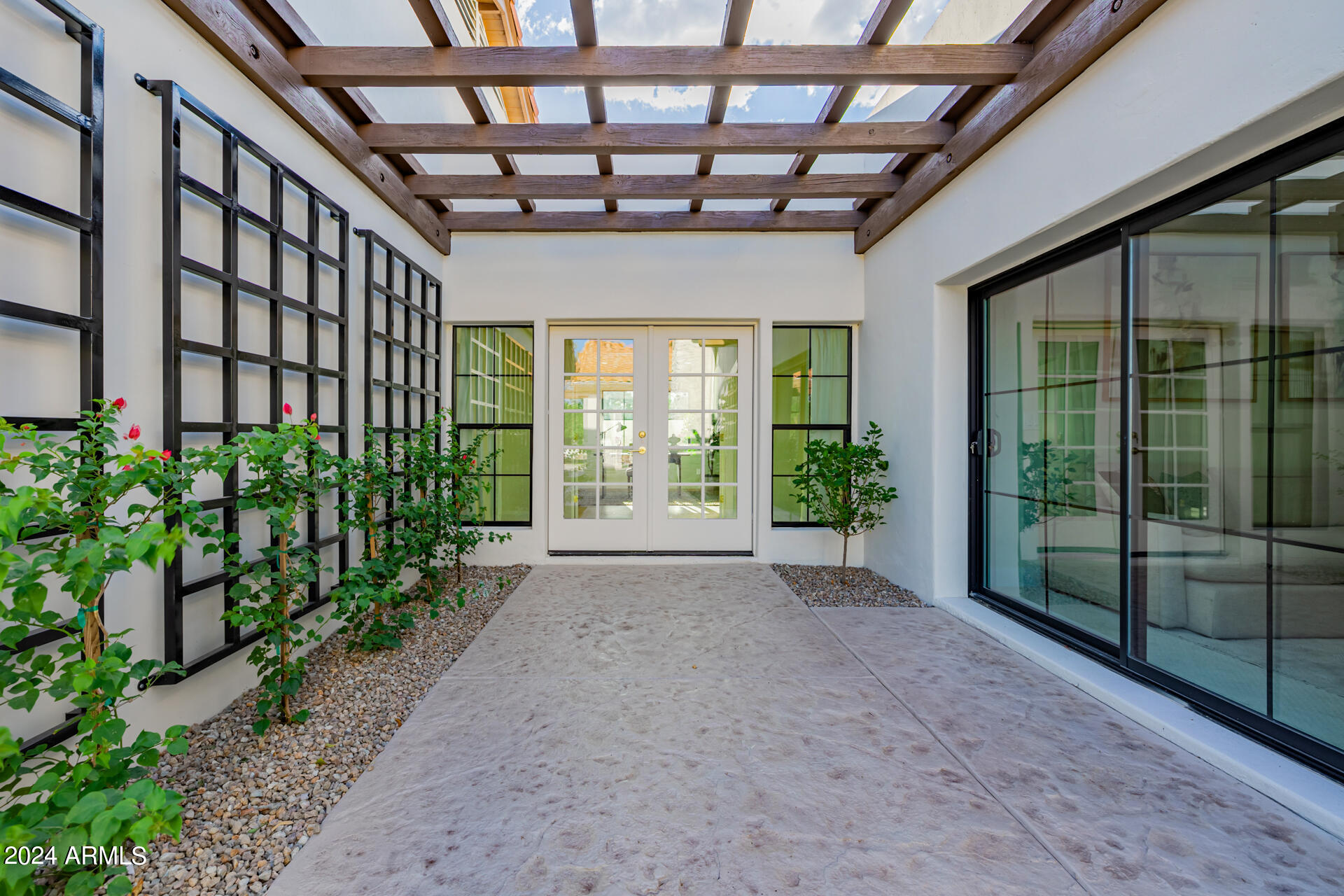 PRESTON HILLS - Residential