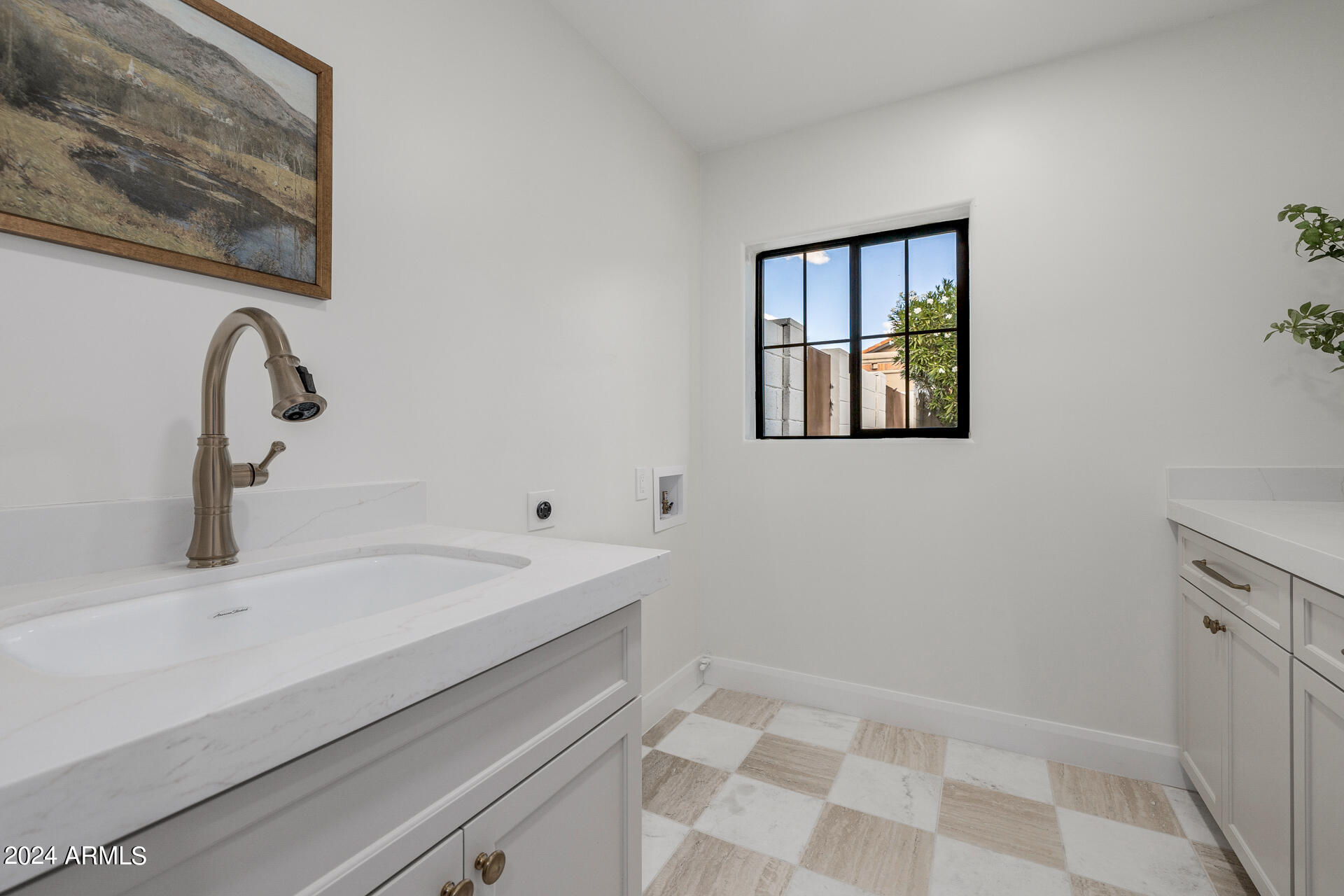 PRESTON HILLS - Residential