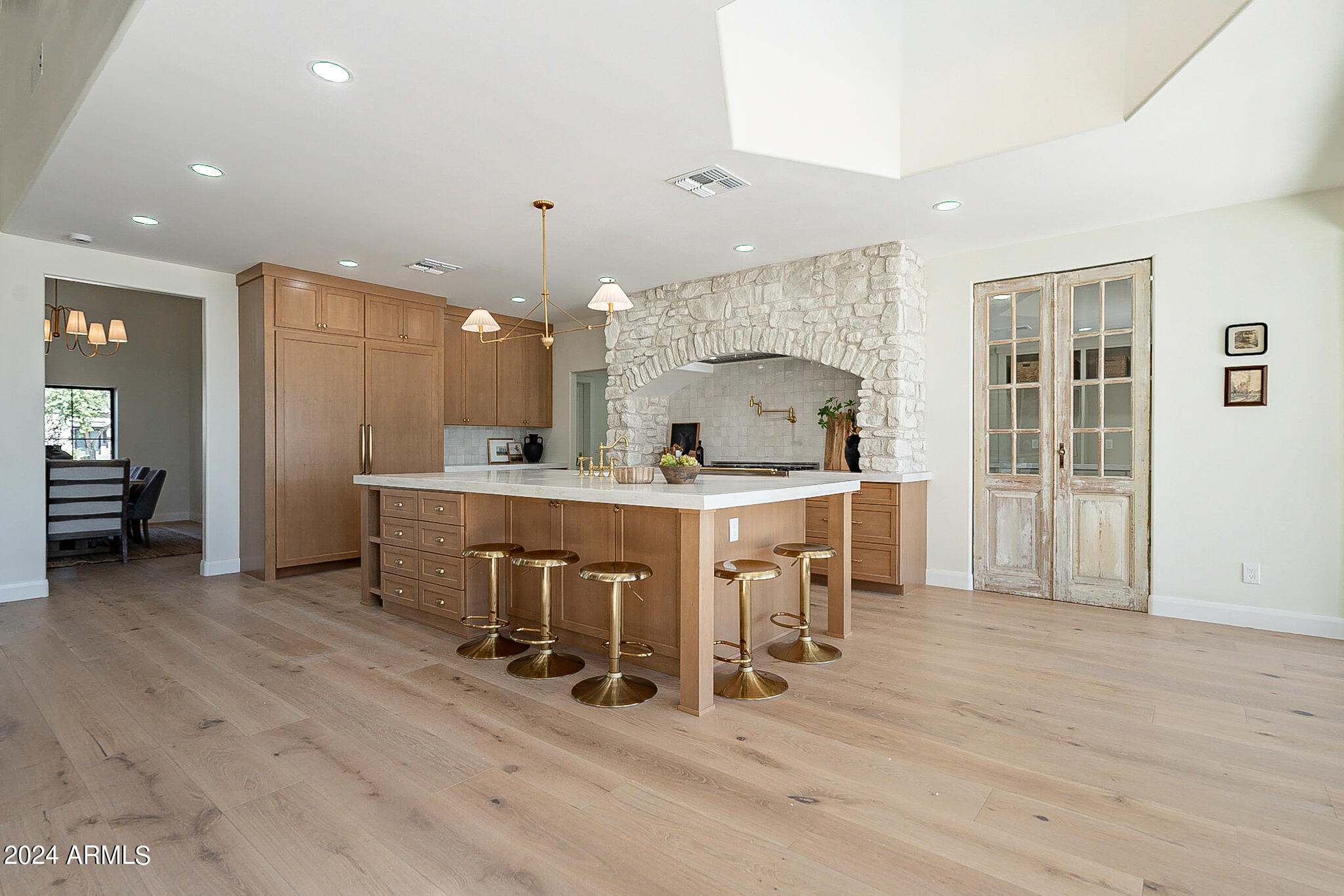PRESTON HILLS - Residential