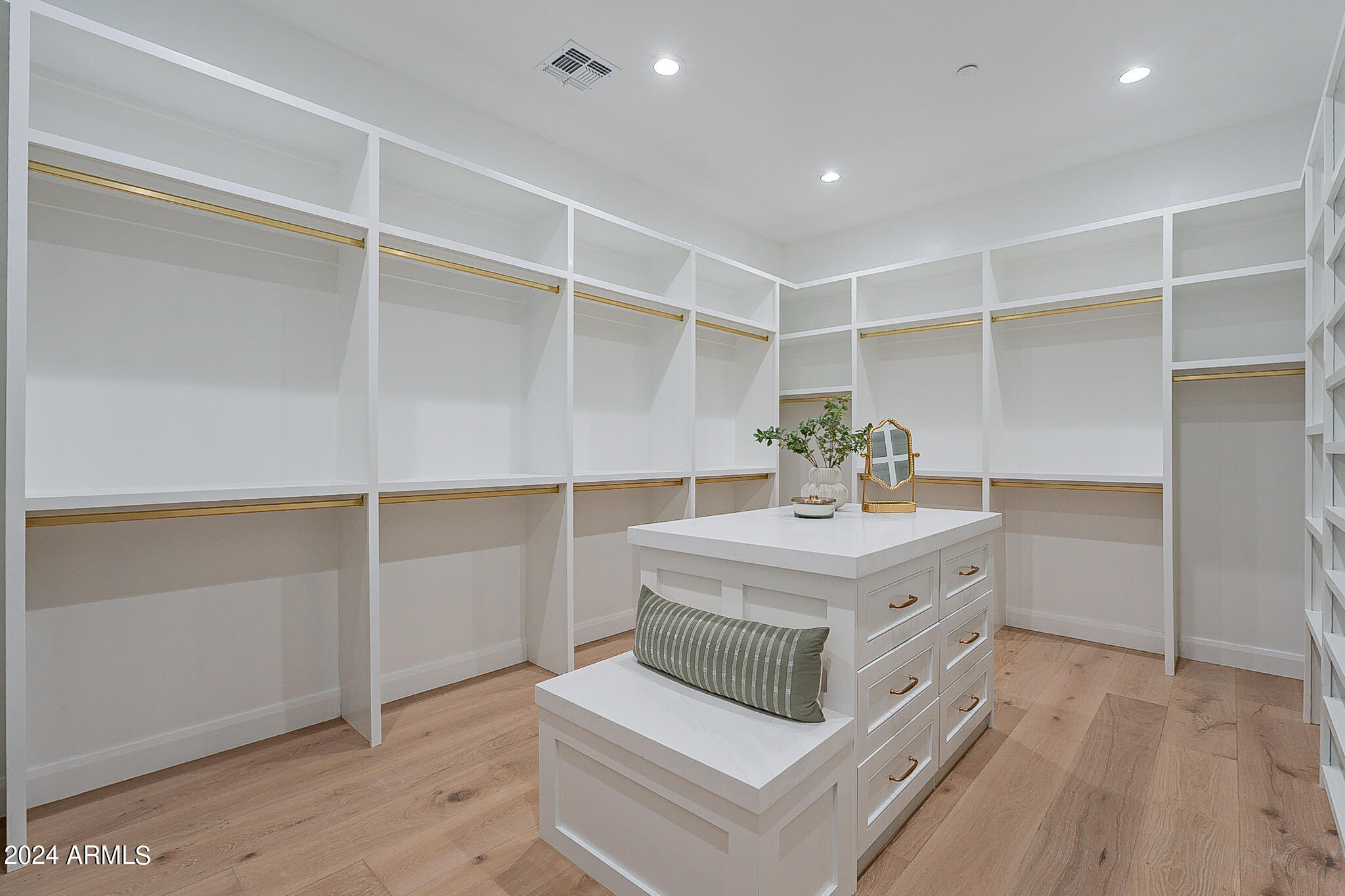PRESTON HILLS - Residential