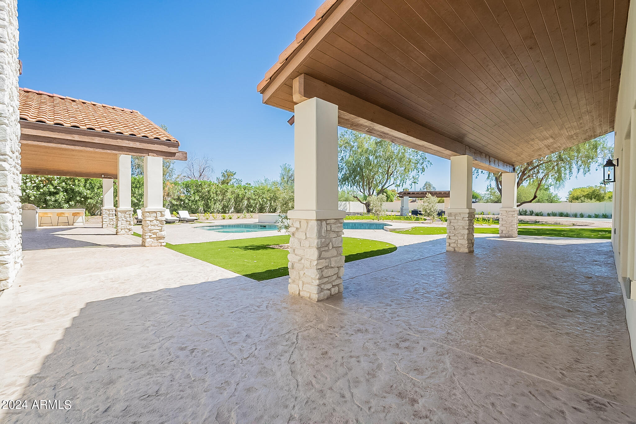 PRESTON HILLS - Residential