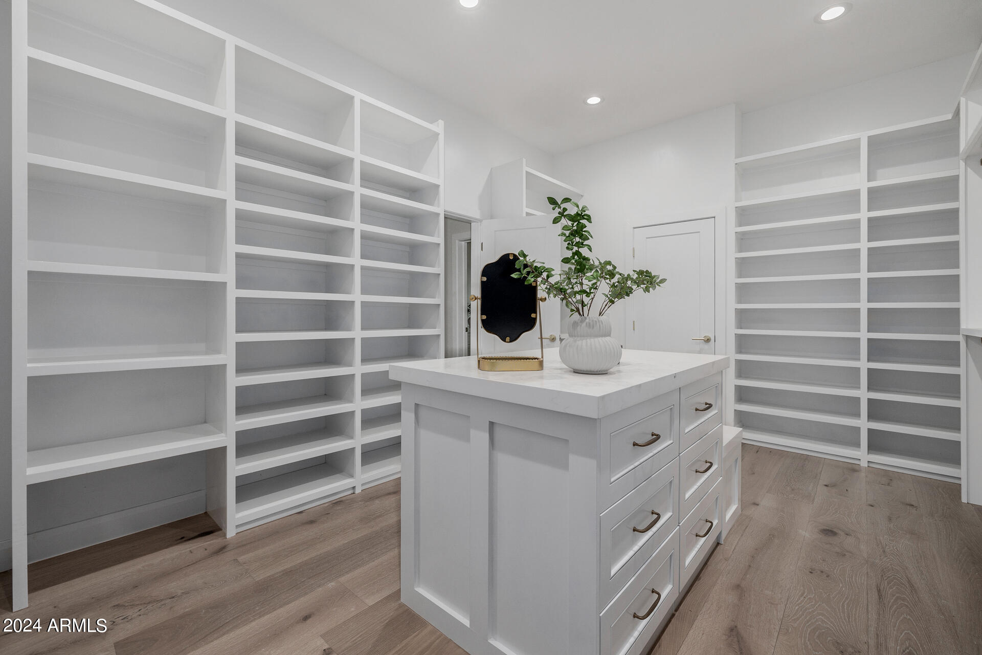 PRESTON HILLS - Residential