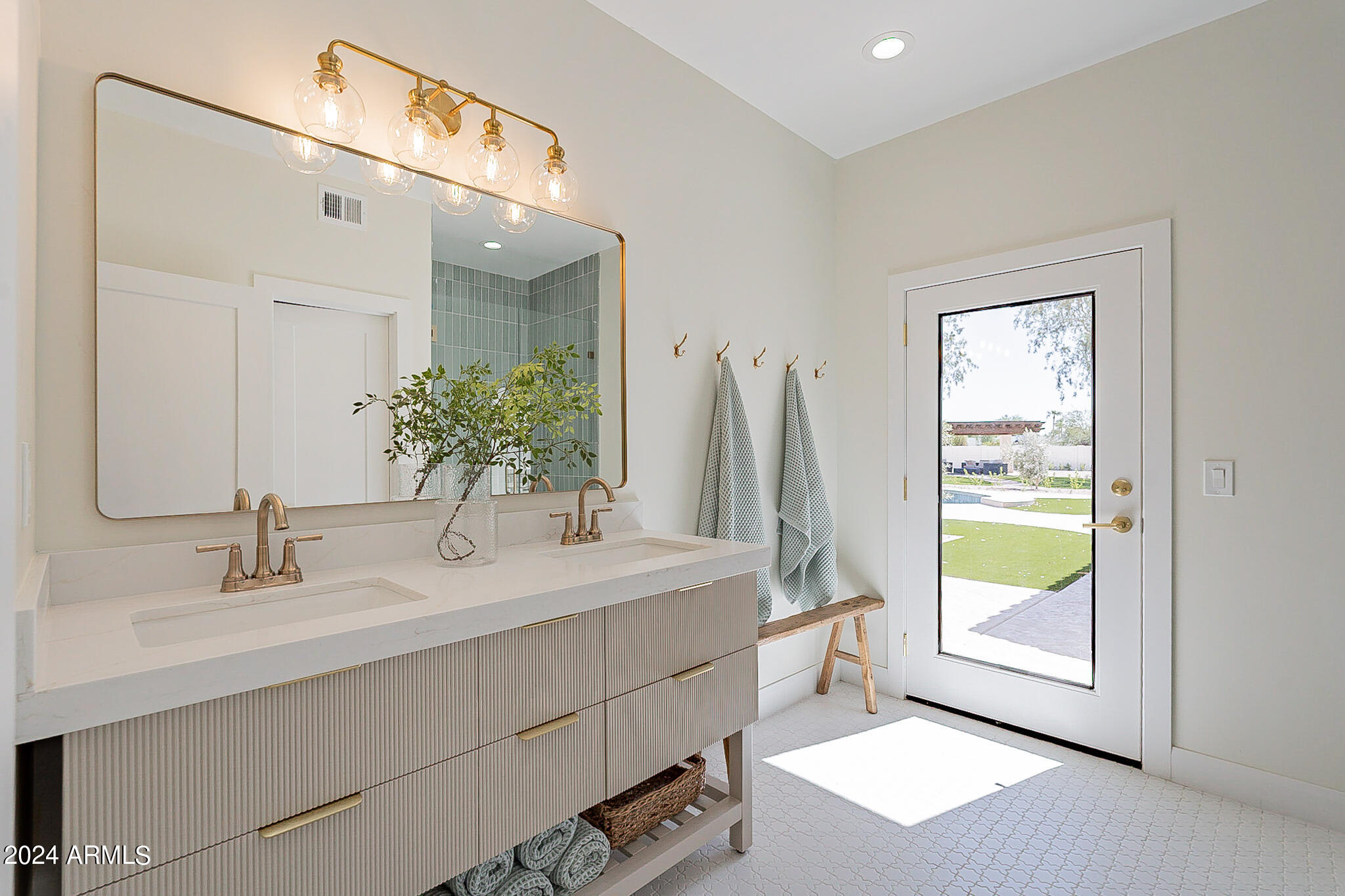 PRESTON HILLS - Residential