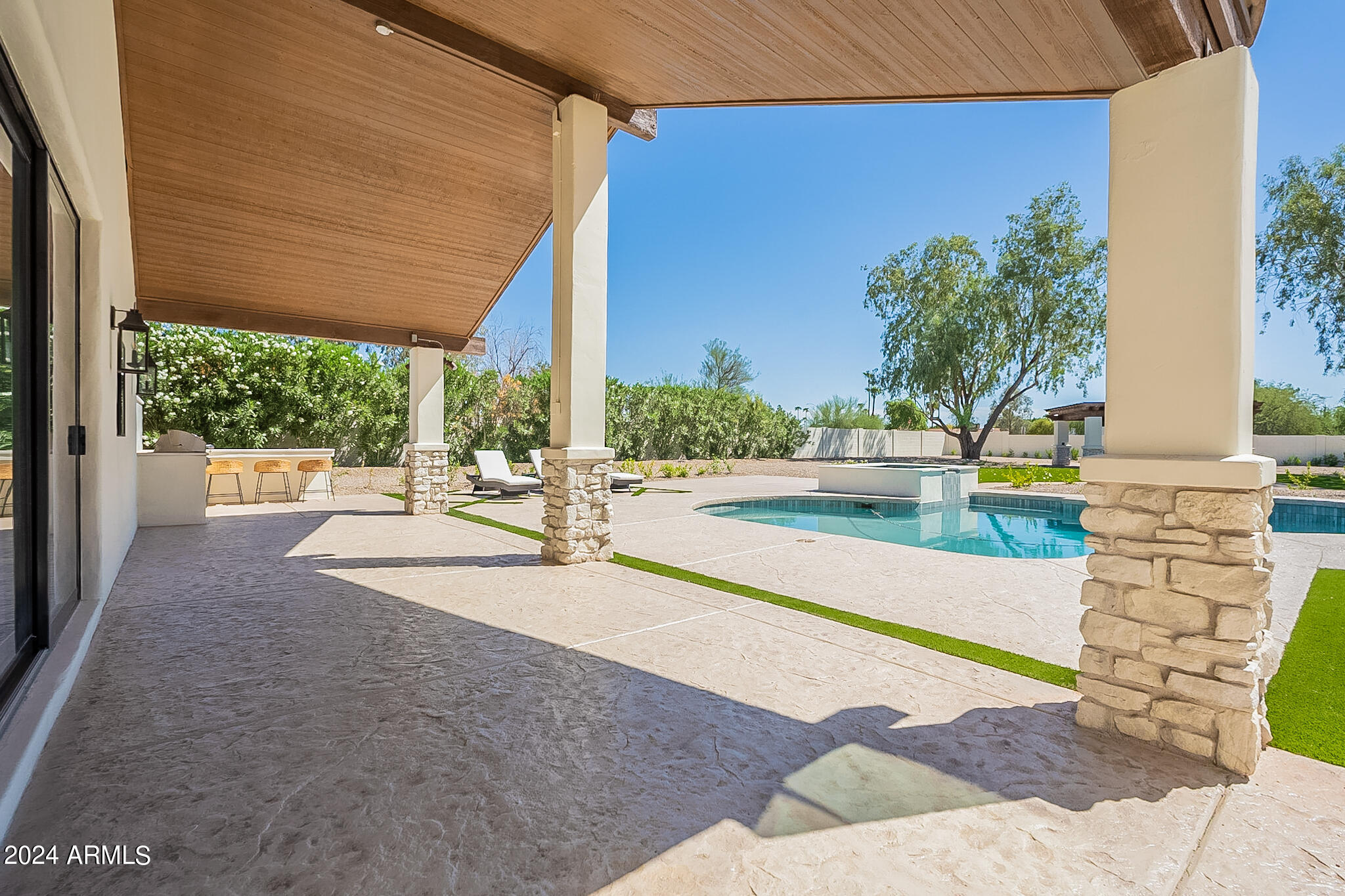 PRESTON HILLS - Residential